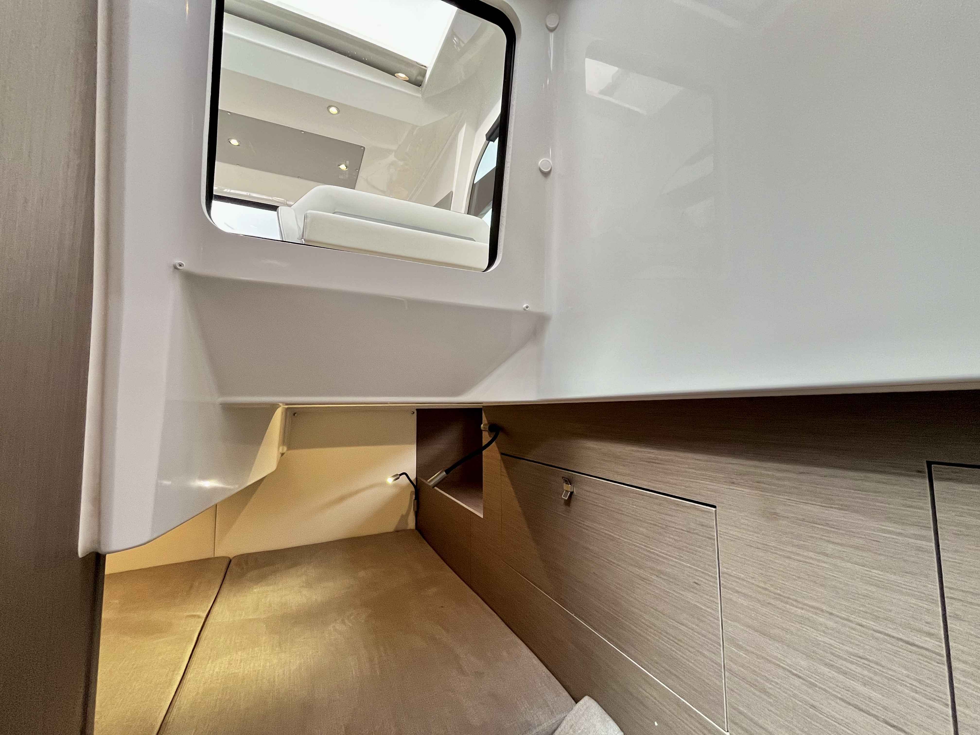 Pre-Owned 2023 Beneteau Gran Turismo 32 for Sale | Vancouver, BC | M&P Yacht Centre