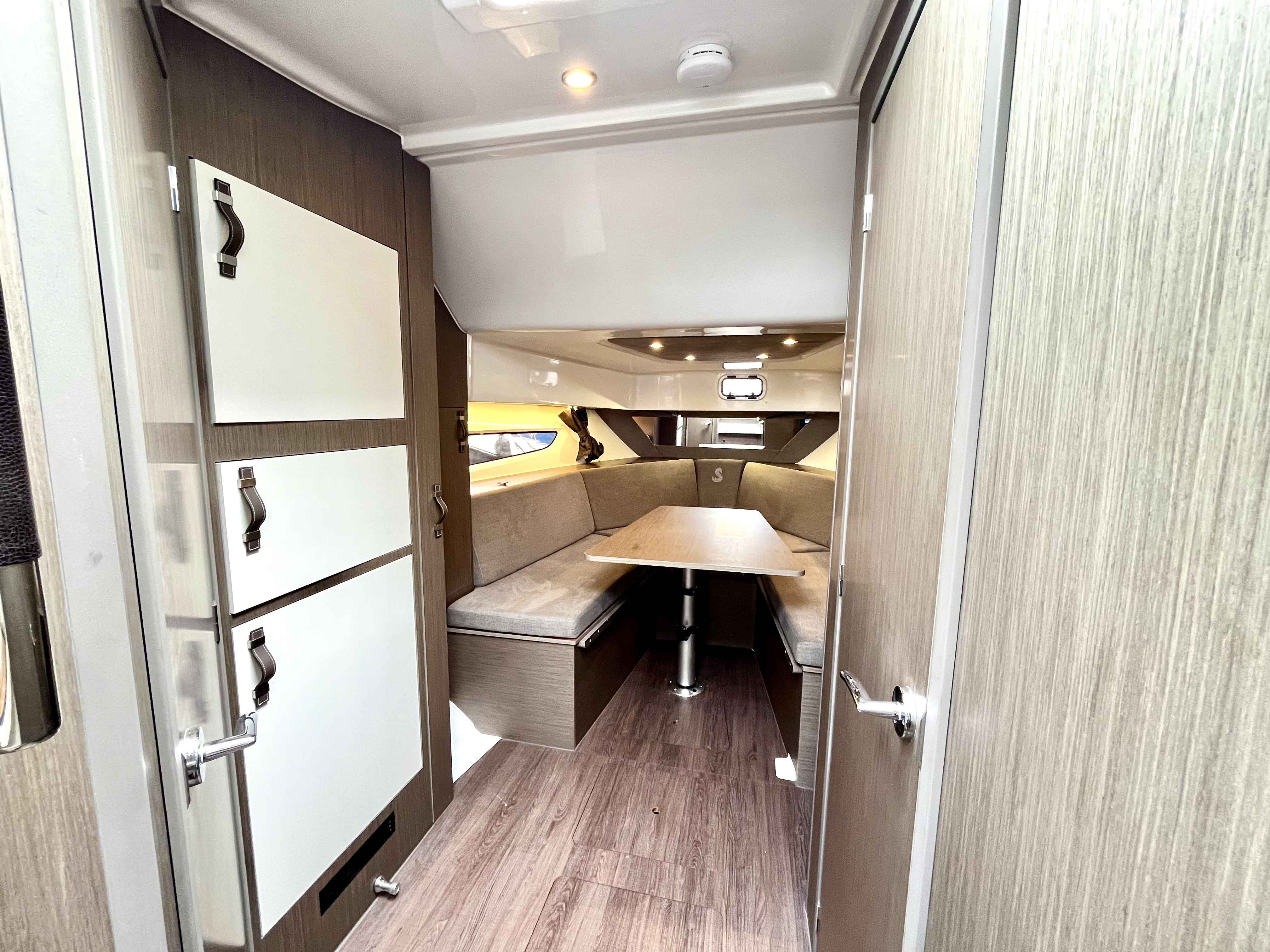 Pre-Owned 2023 Beneteau Gran Turismo 32 for Sale | Vancouver, BC | M&P Yacht Centre