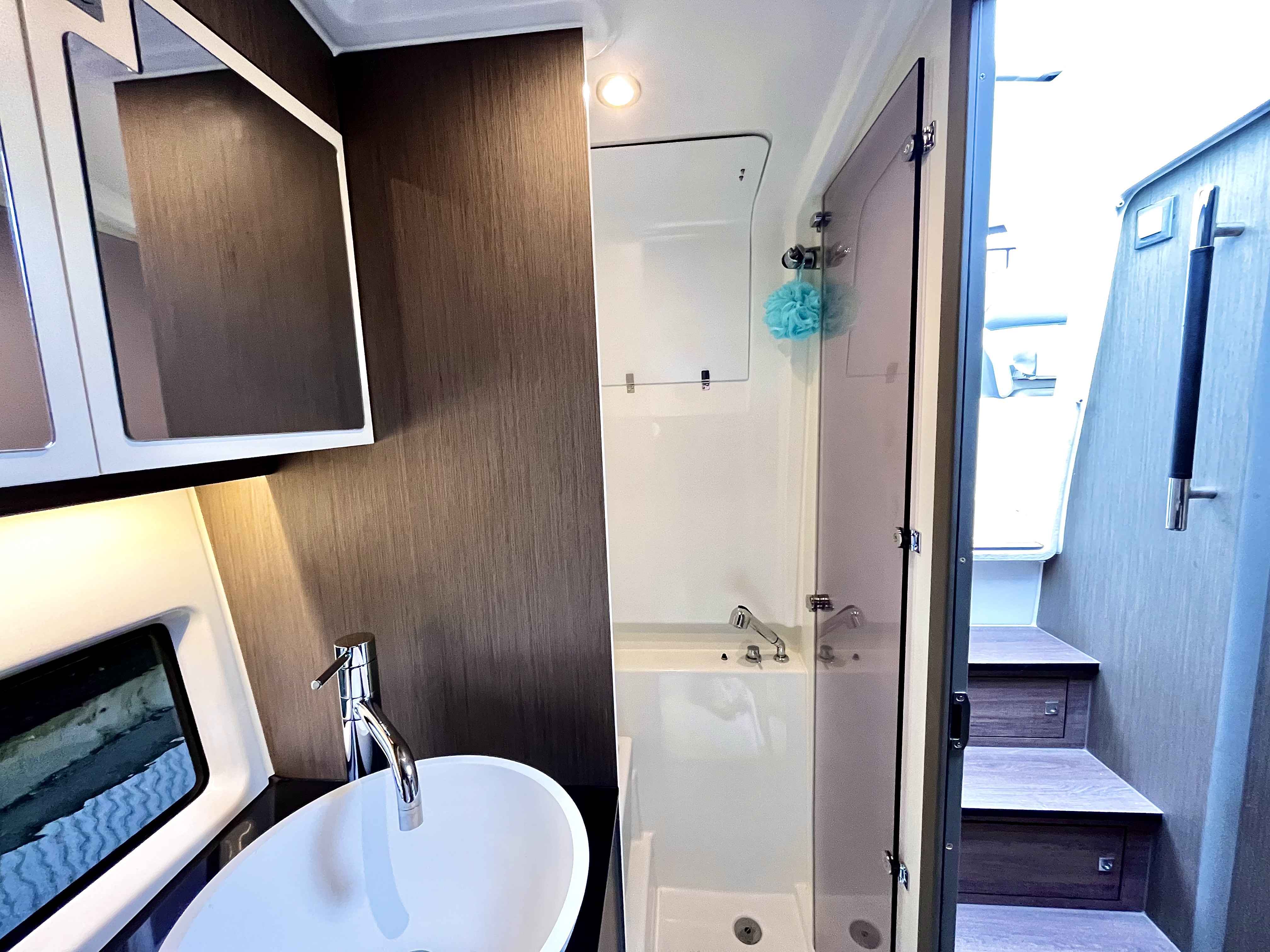 Pre-Owned 2023 Beneteau Gran Turismo 32 for Sale | Vancouver, BC | M&P Yacht Centre