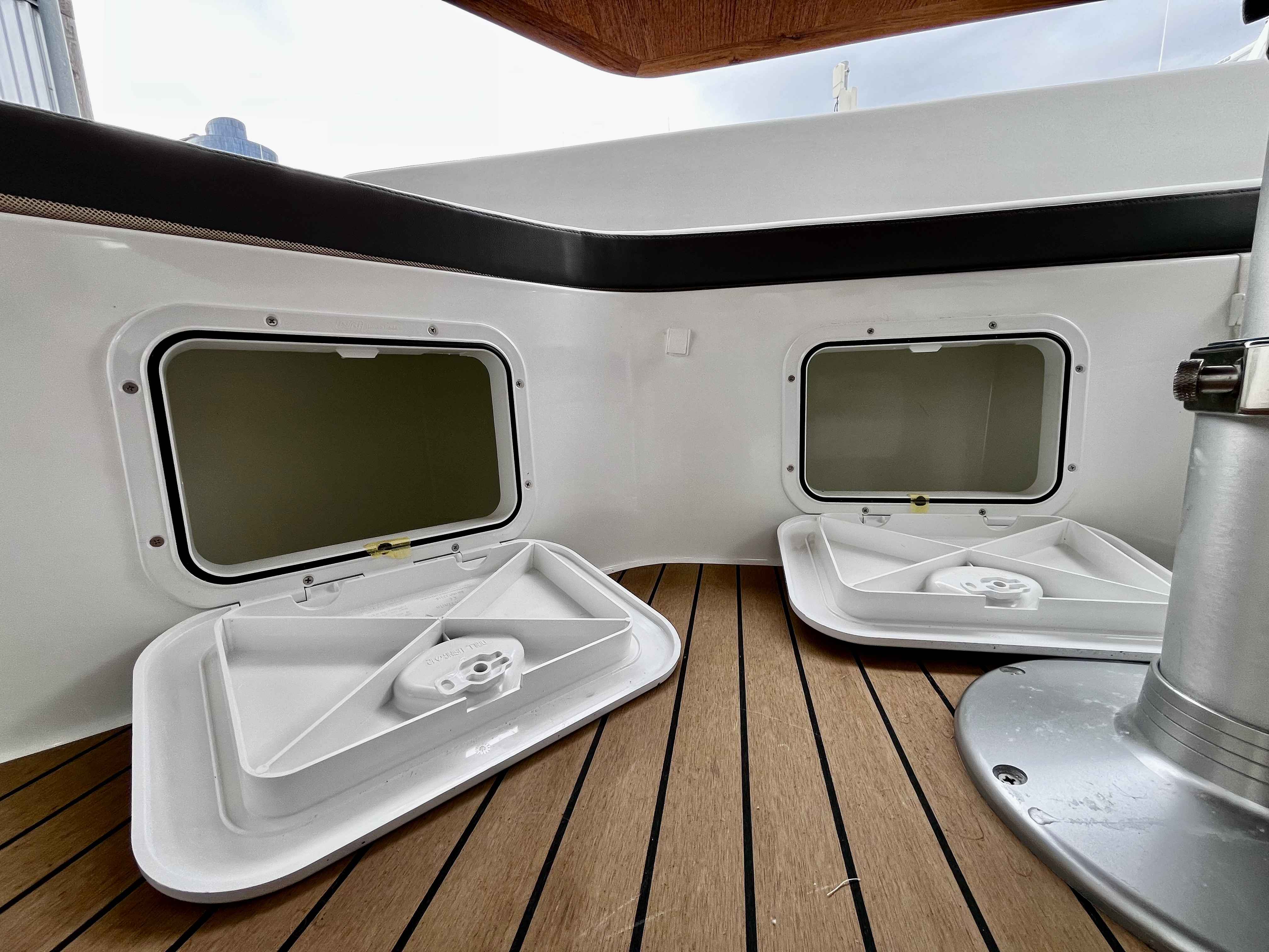 Pre-Owned 2023 Beneteau Gran Turismo 32 for Sale | Vancouver, BC | M&P Yacht Centre