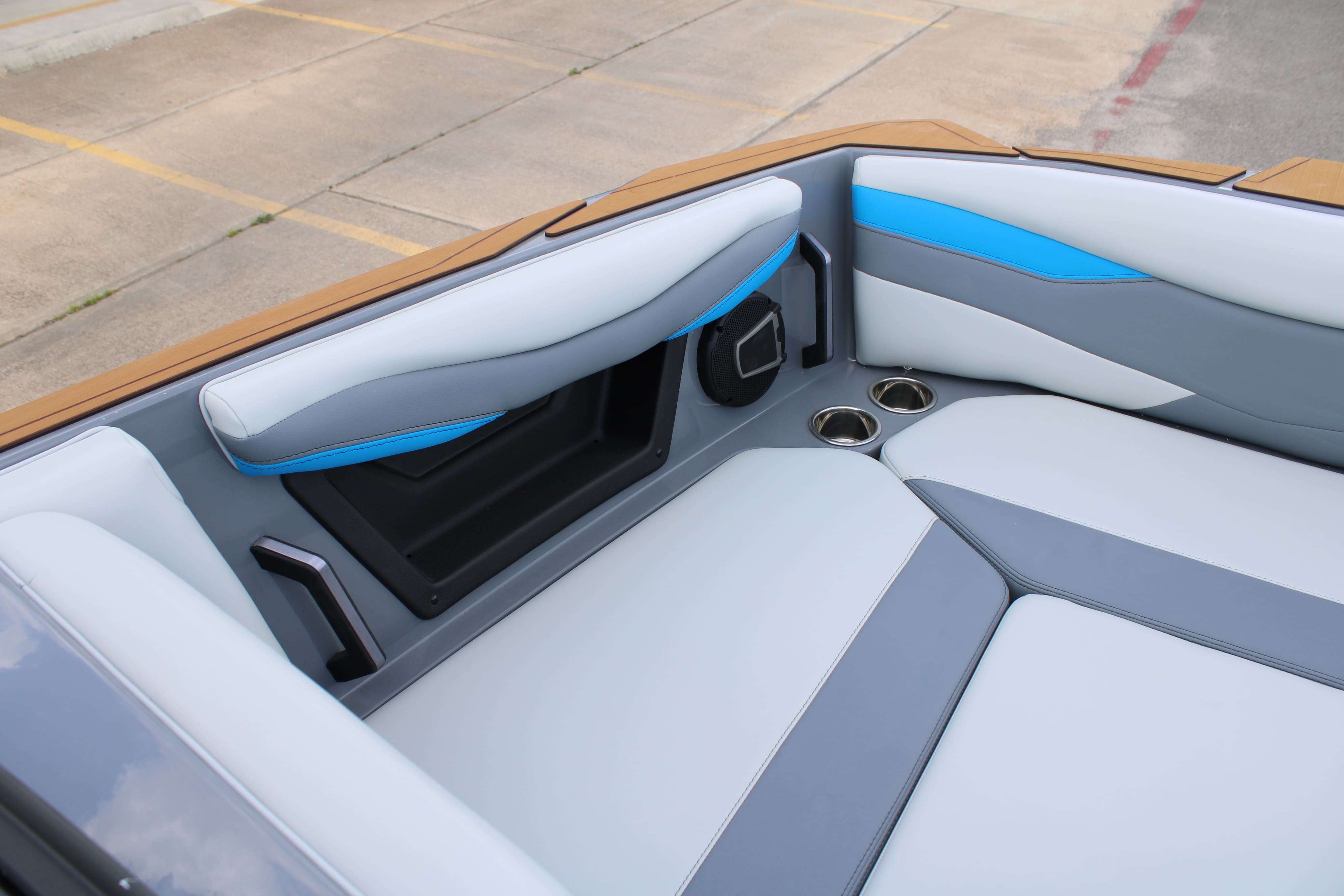 2026 Axis Wake Research Core Series A245-16