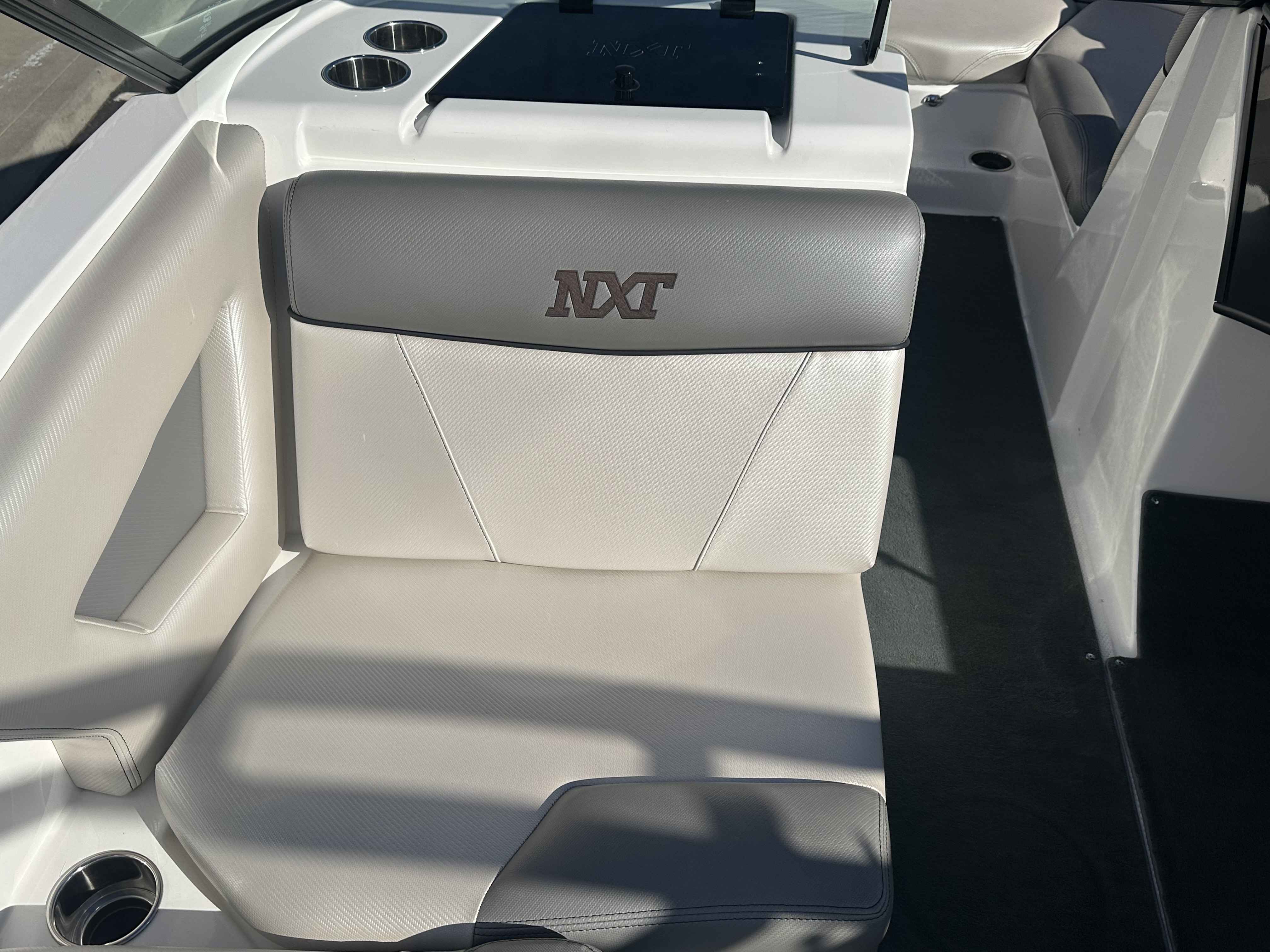 2018 Mastercraft NXT 22-10