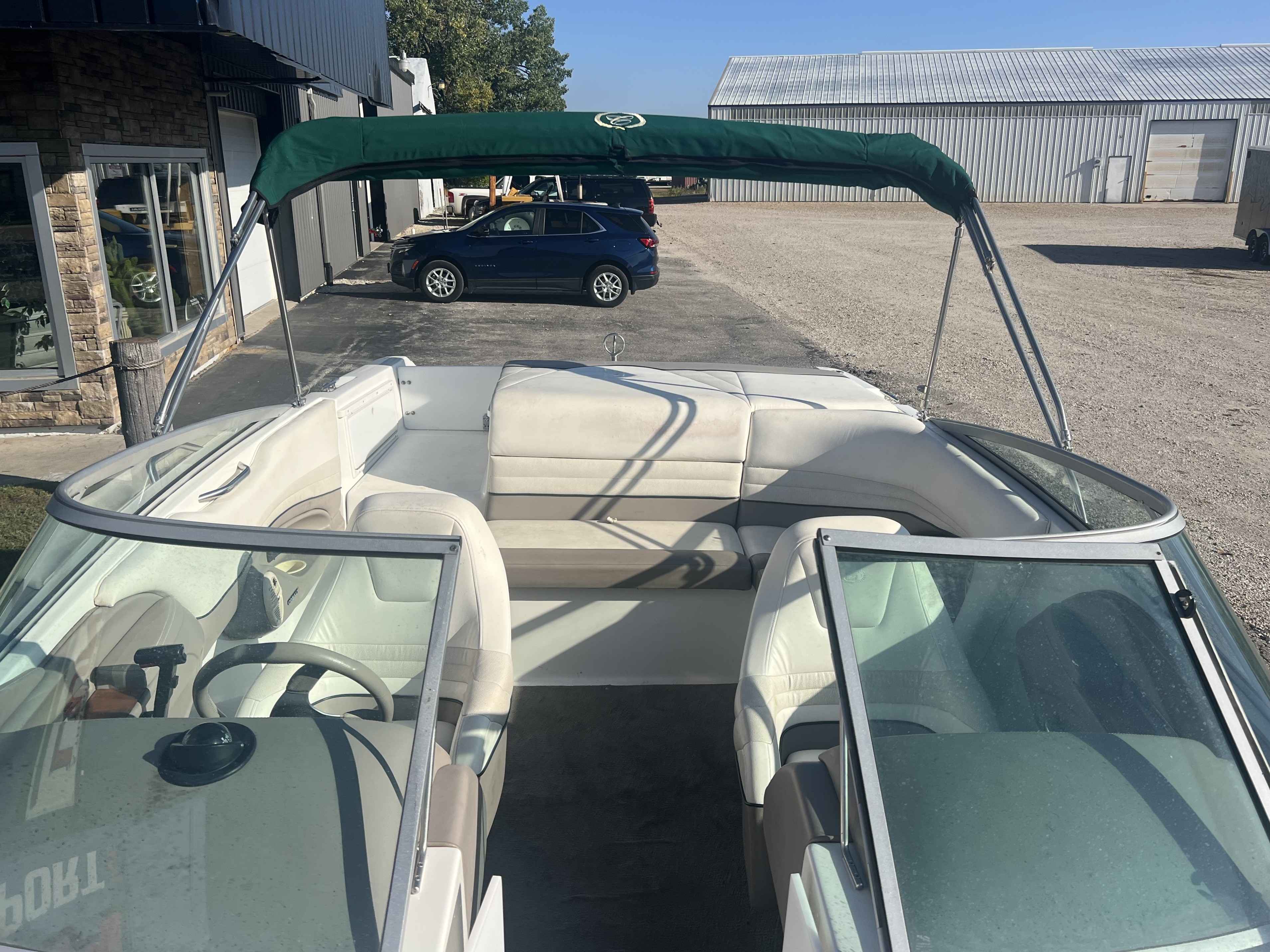 boat-carouselImage-image