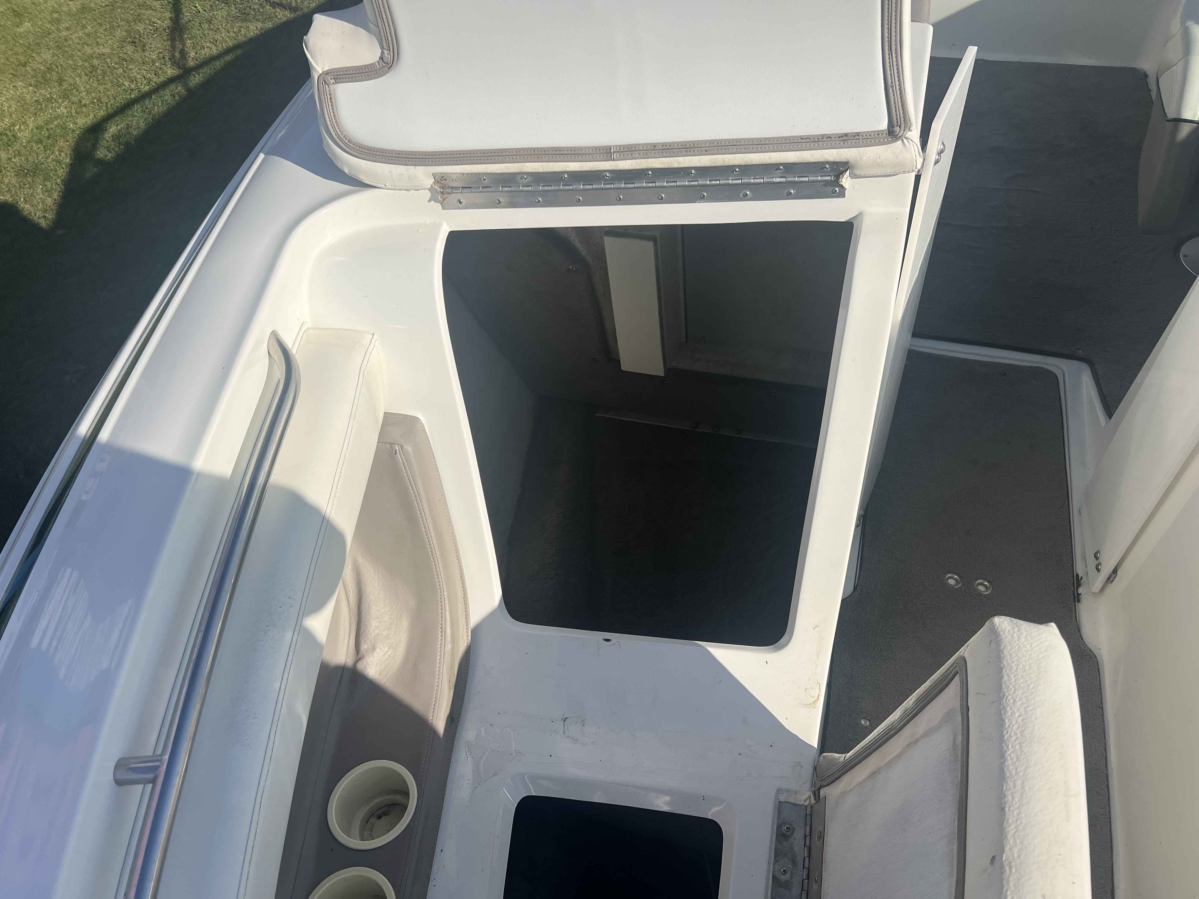 boat-carouselImage-image