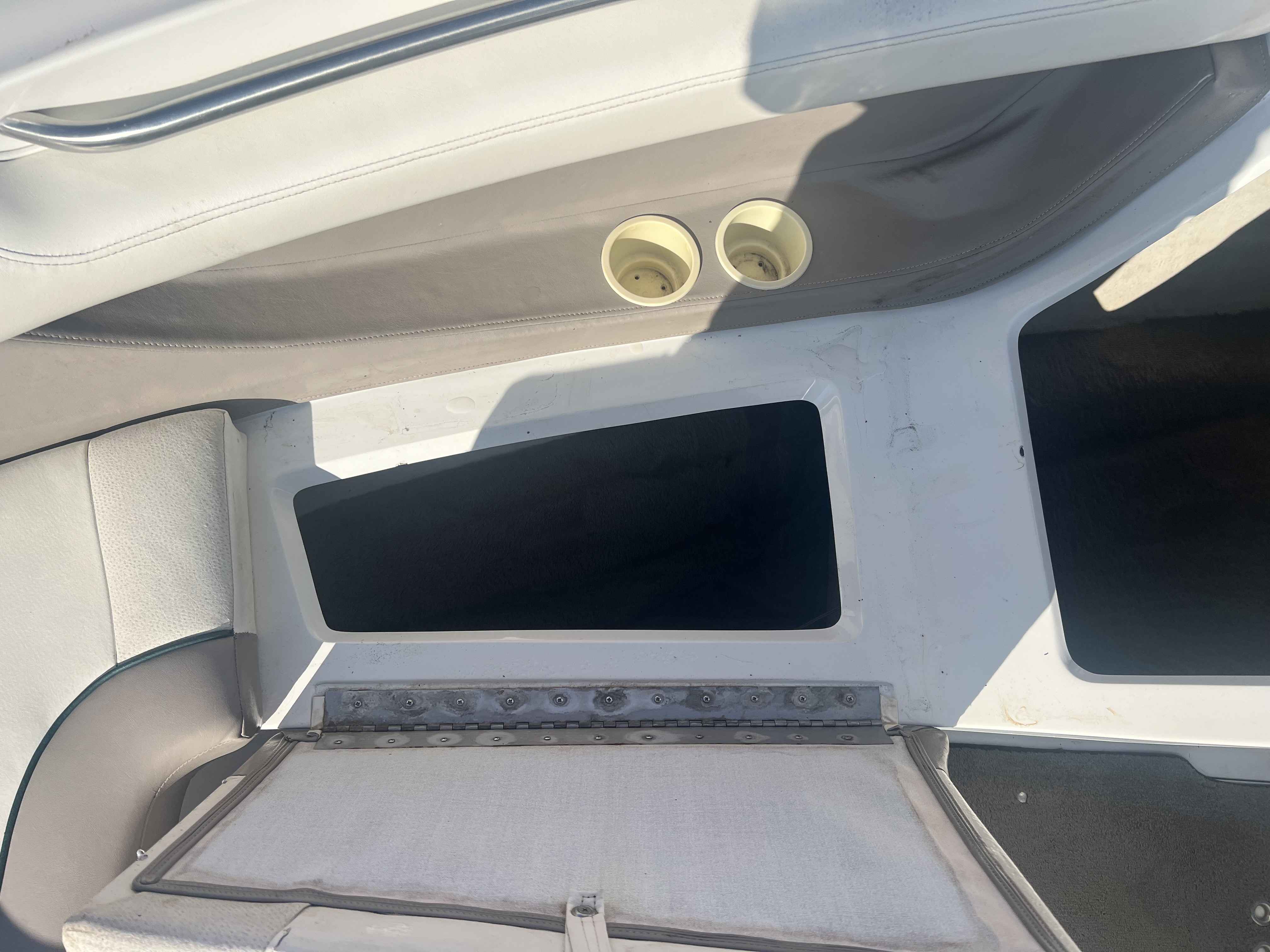 boat-carouselImage-image