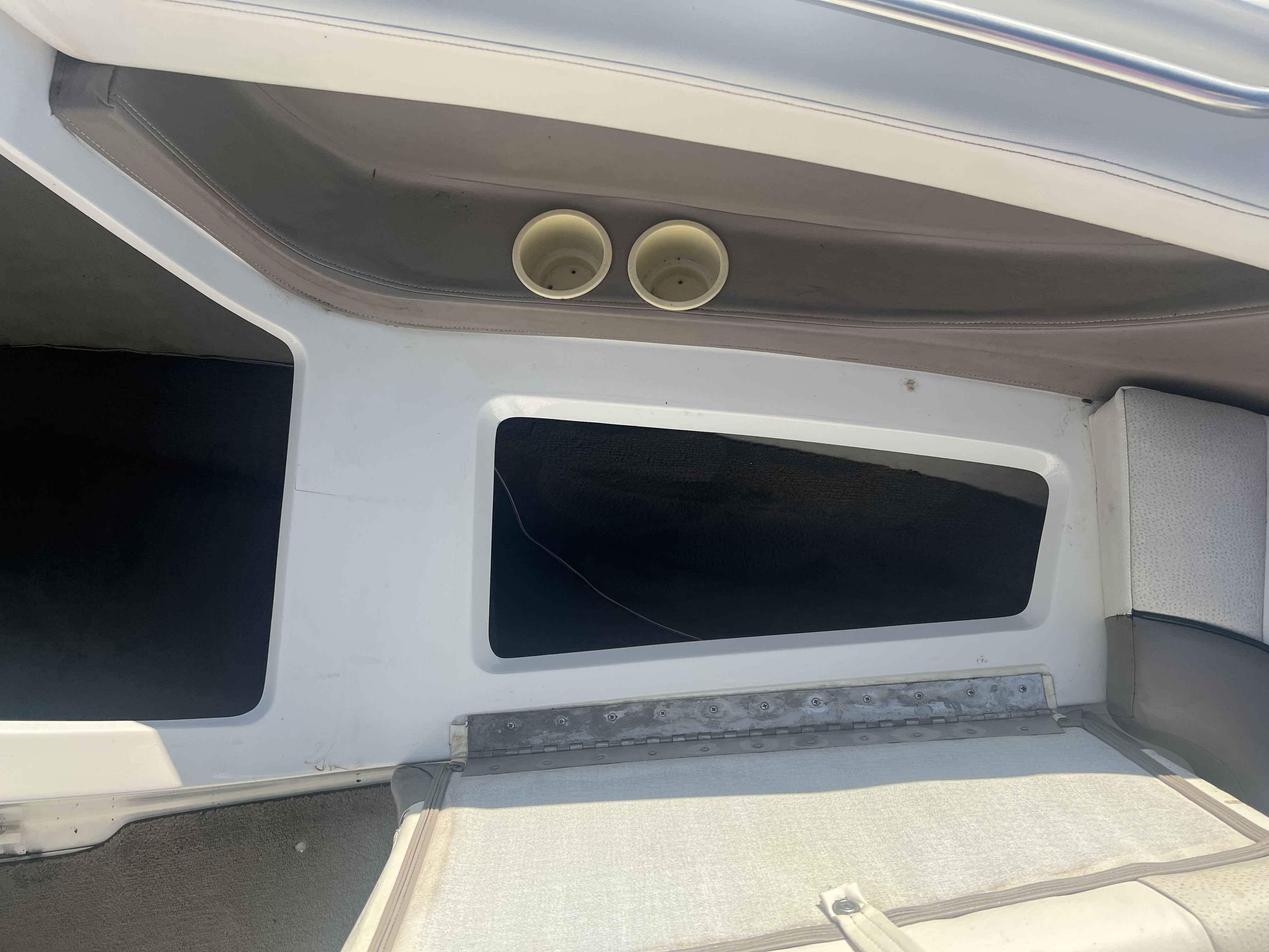 boat-carouselImage-image