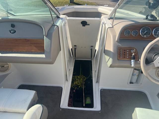 boat-carouselImage-image