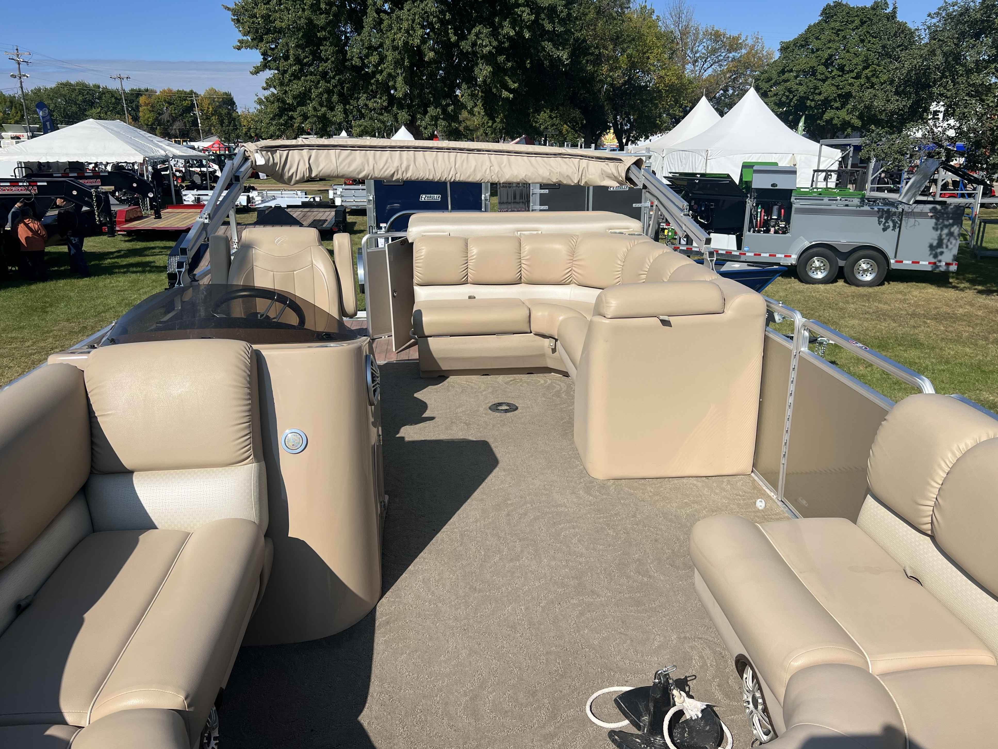 boat-carouselImage-image