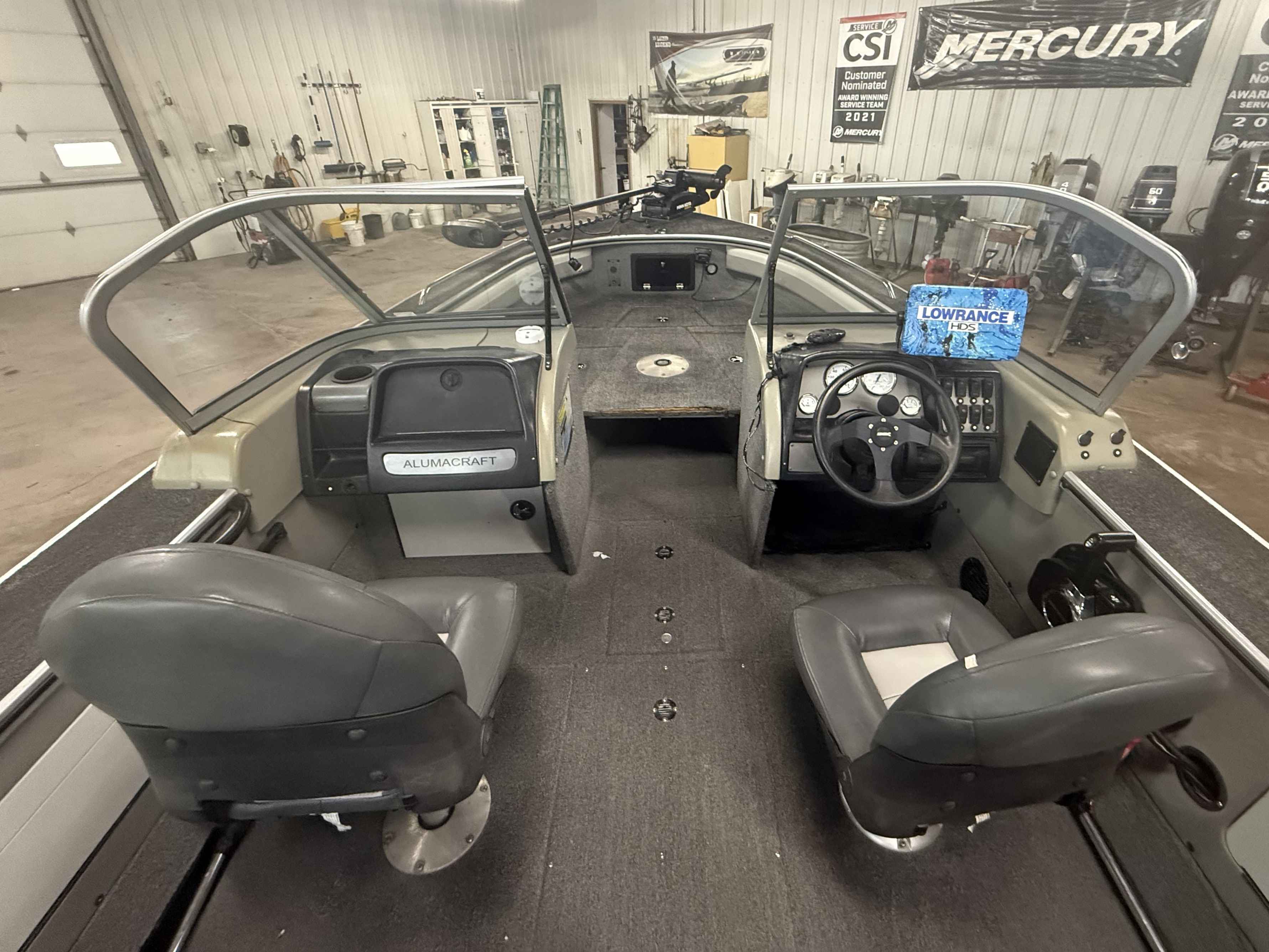 boat-carouselImage-image