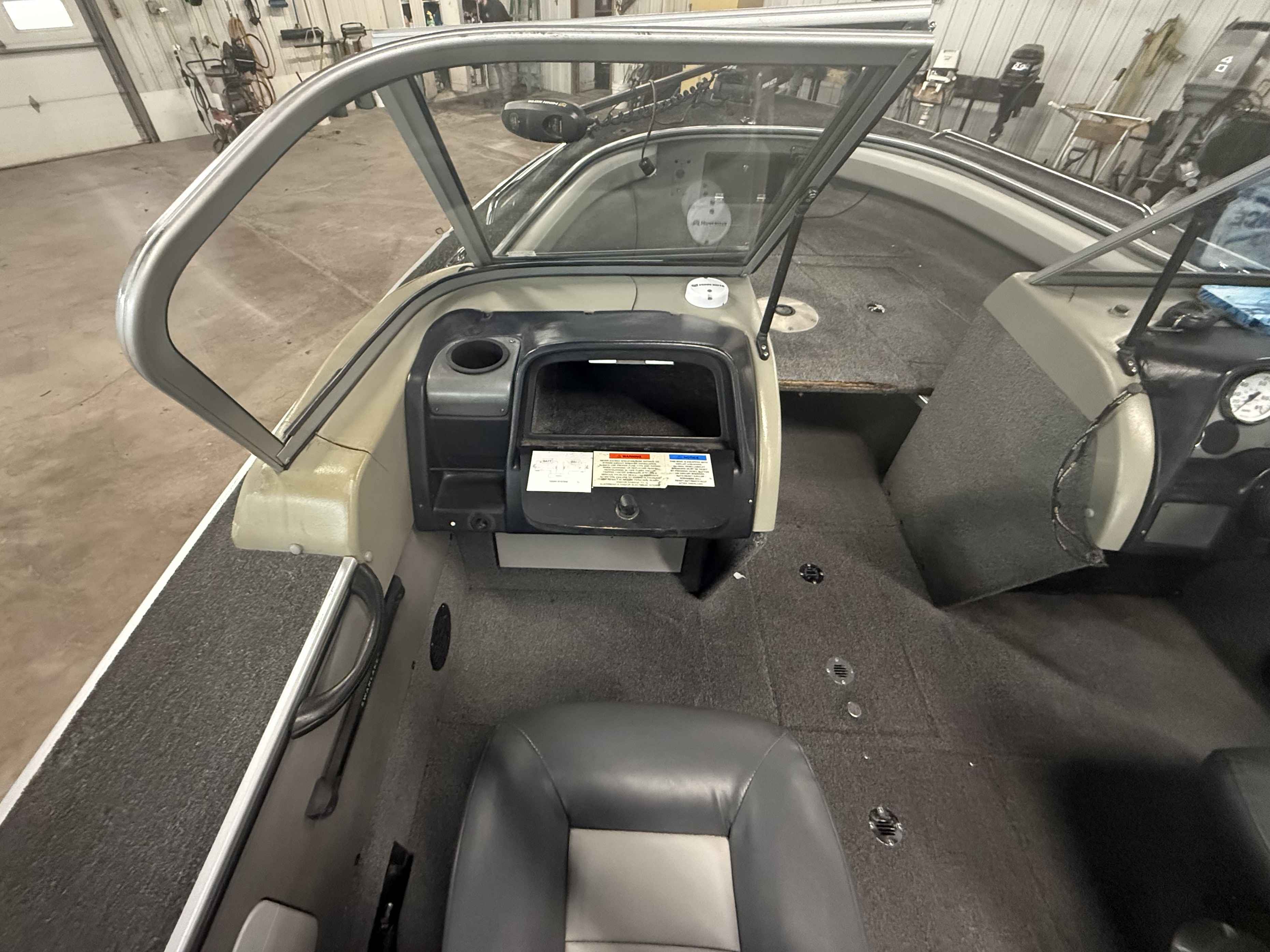 boat-carouselImage-image