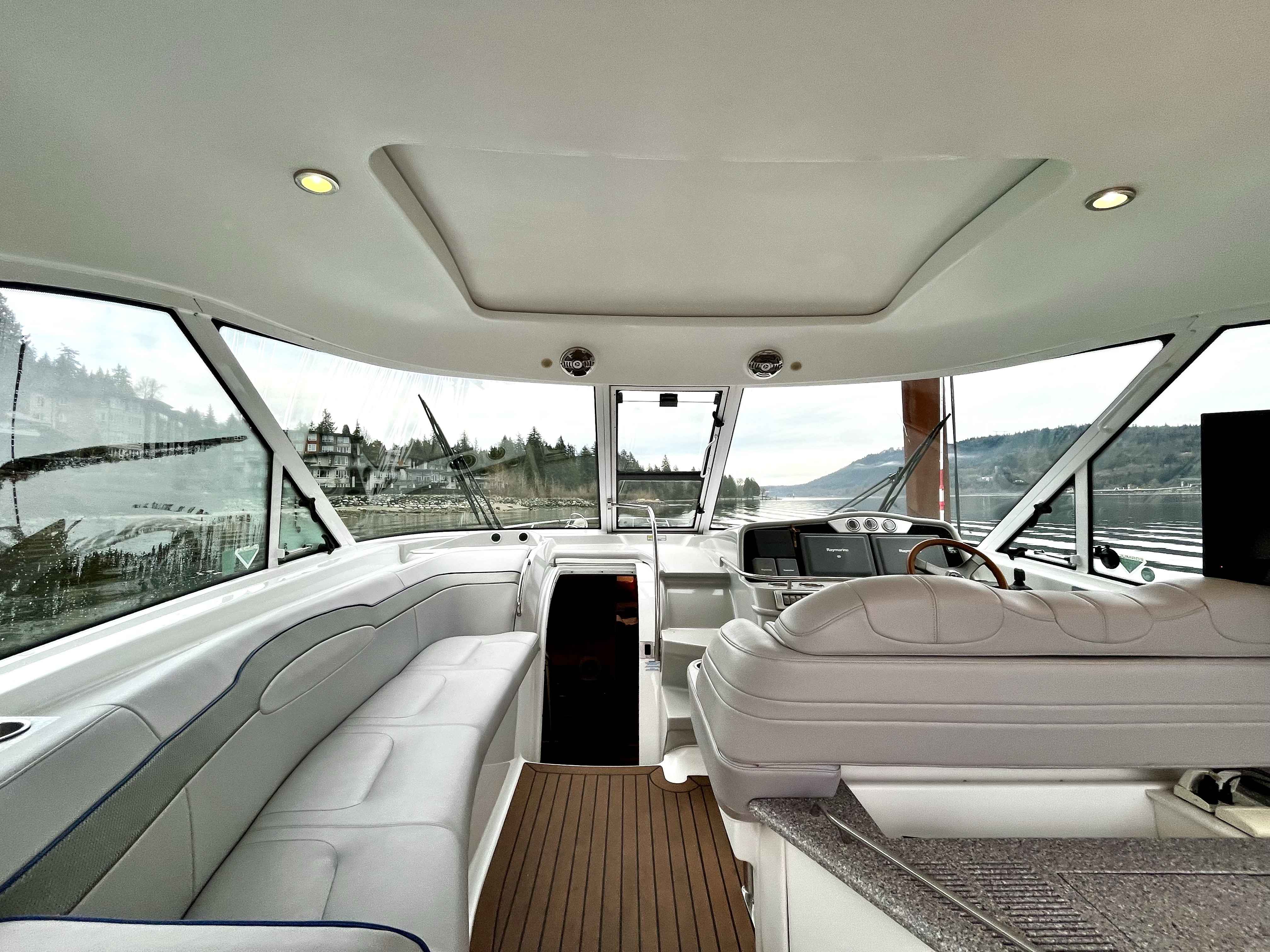 Pre-Owned 2008 Formula 45 Yacht for Sale | Vancouver, BC | M&P Yacht Centre | 65dd3a441a2242300b02e968