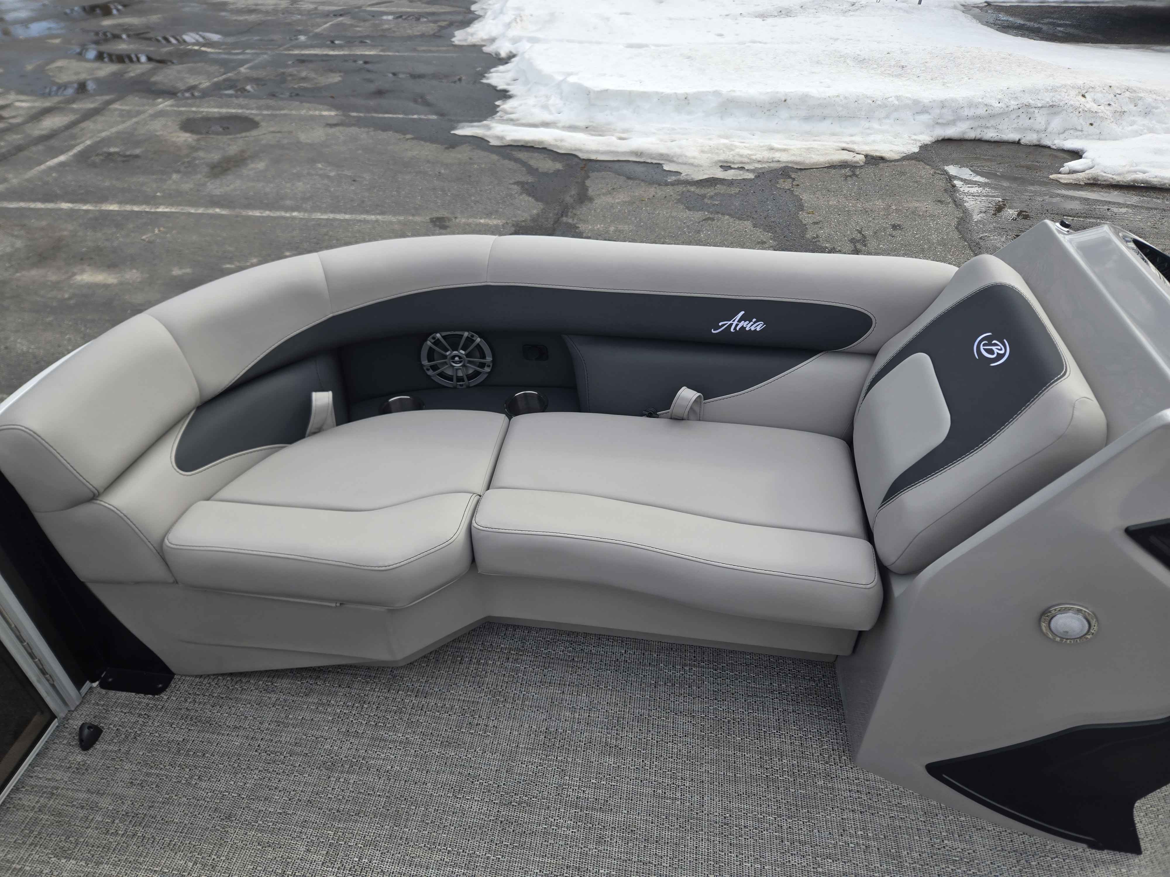 2026 Barletta boats A22QC Triple-Toon-16