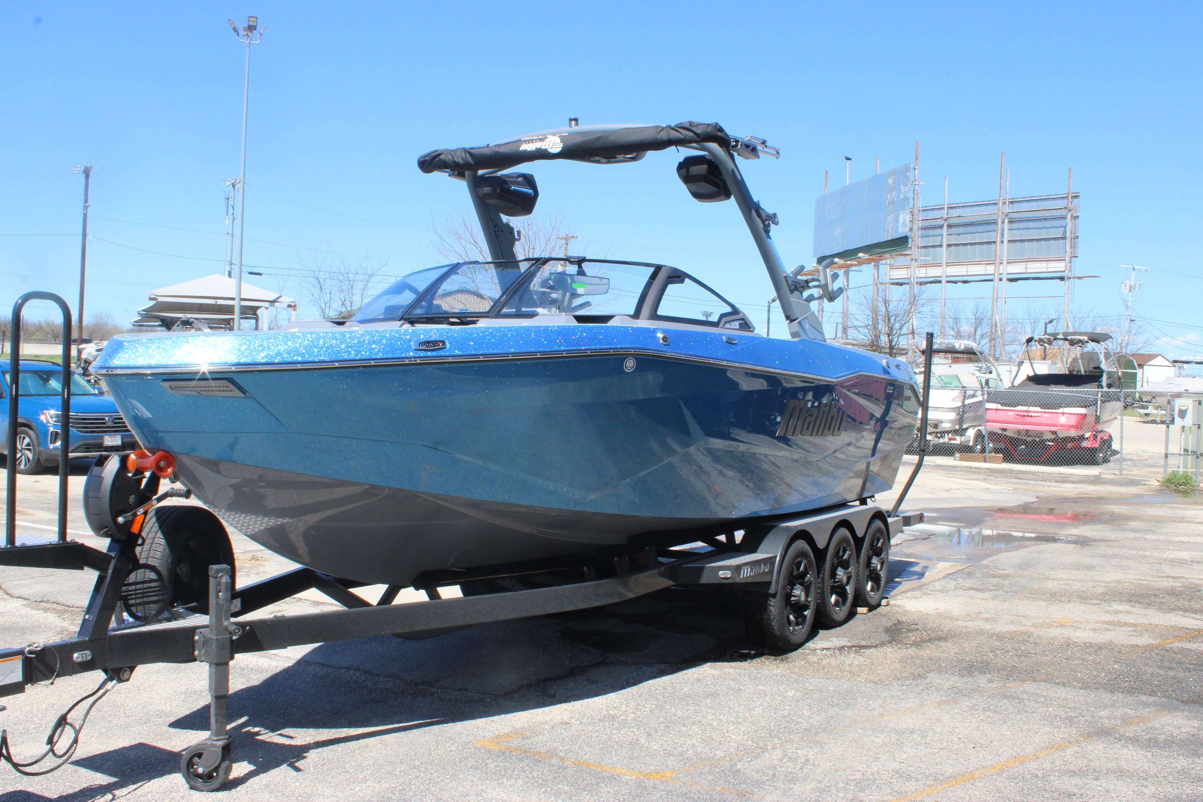 2026 Malibu Boats Wakesetter 25 LSV-4