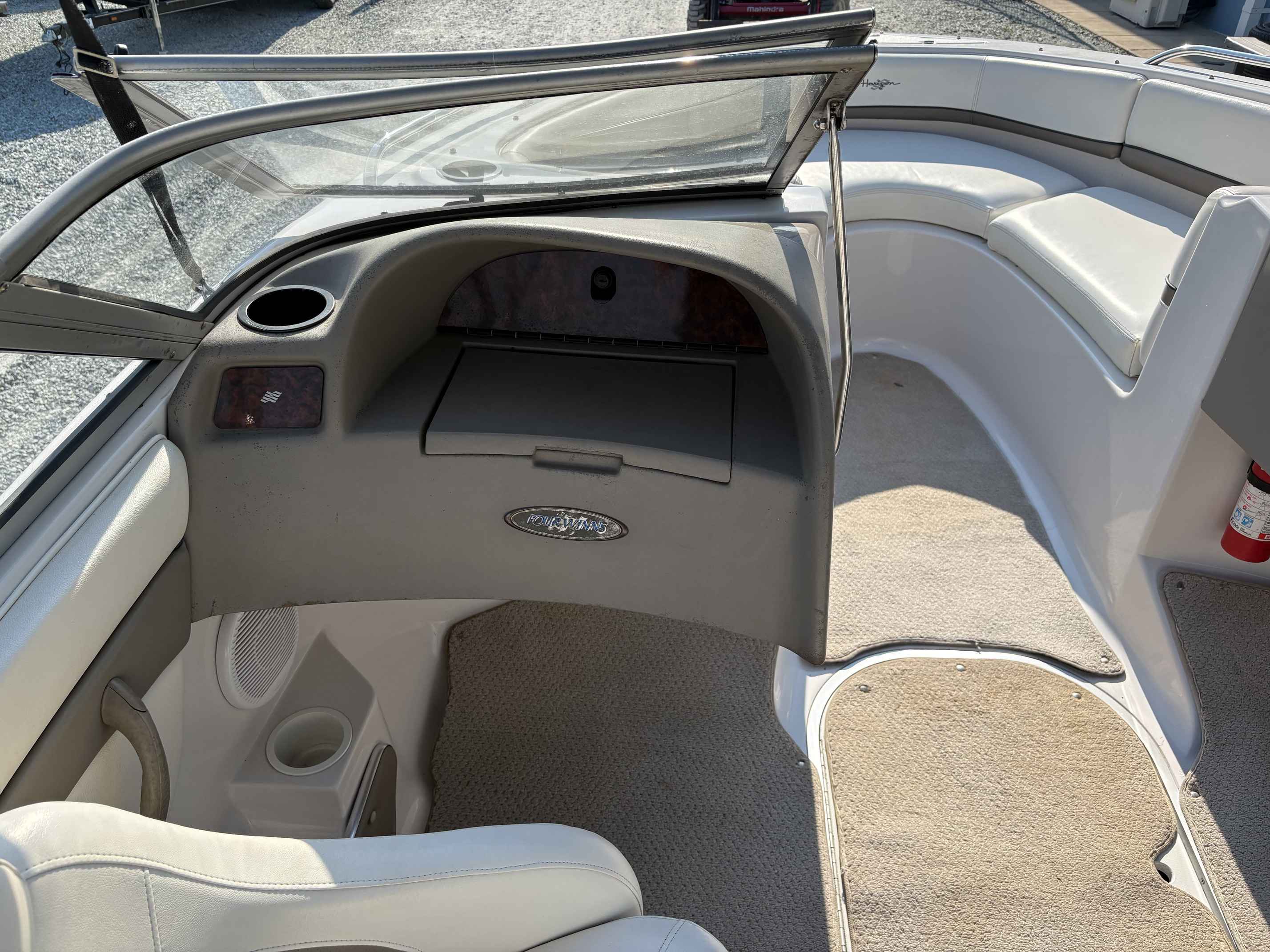 2004 Four winns Horizon 20-13