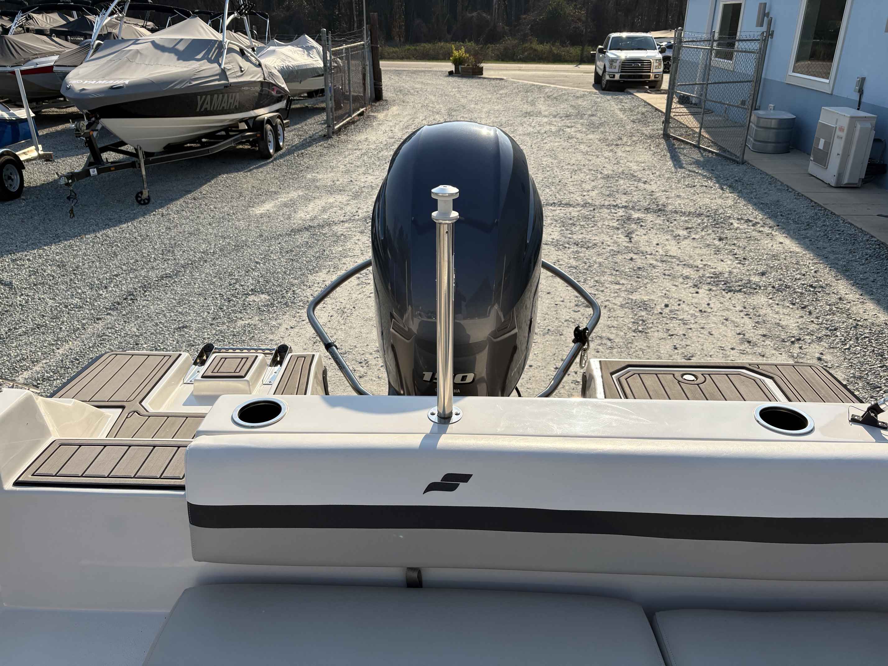 2024 Starcraft SVX 191 OB-15