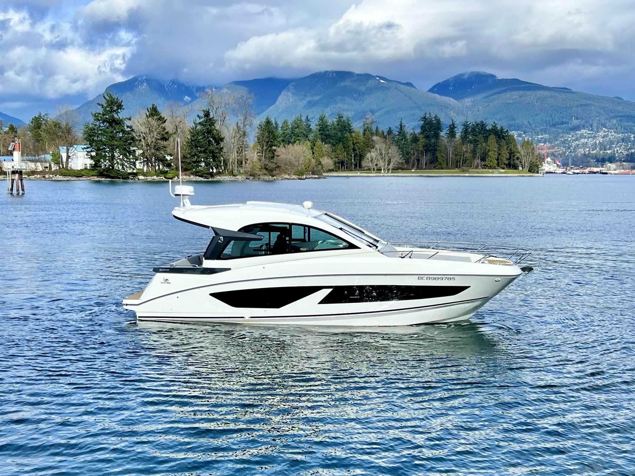 2023 Beneteau Gran Turismo 32