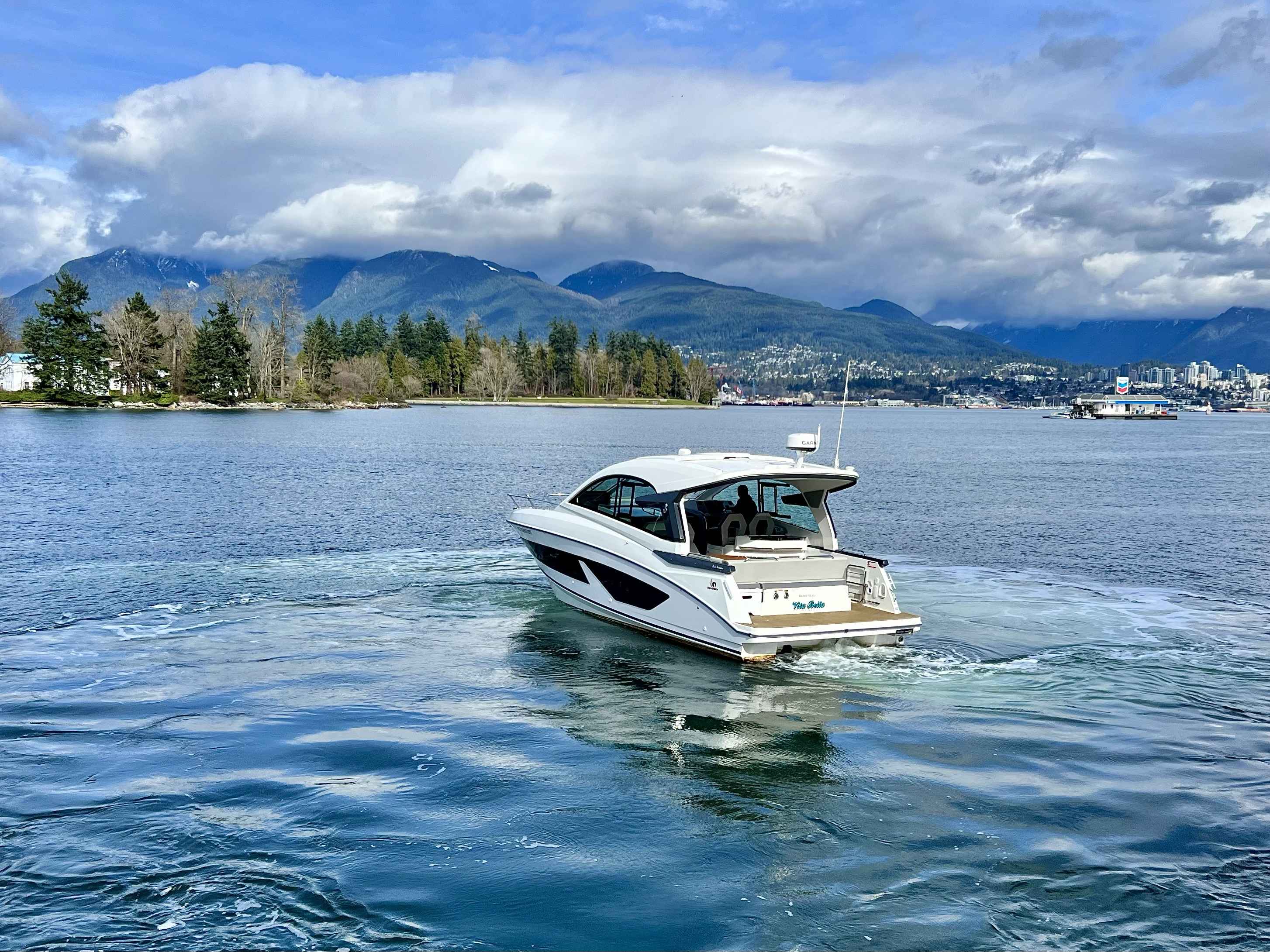 Pre-Owned 2023 Beneteau Gran Turismo 32 for Sale | Vancouver, BC | M&P Yacht Centre | 69a892c3b027111ba100f2fa