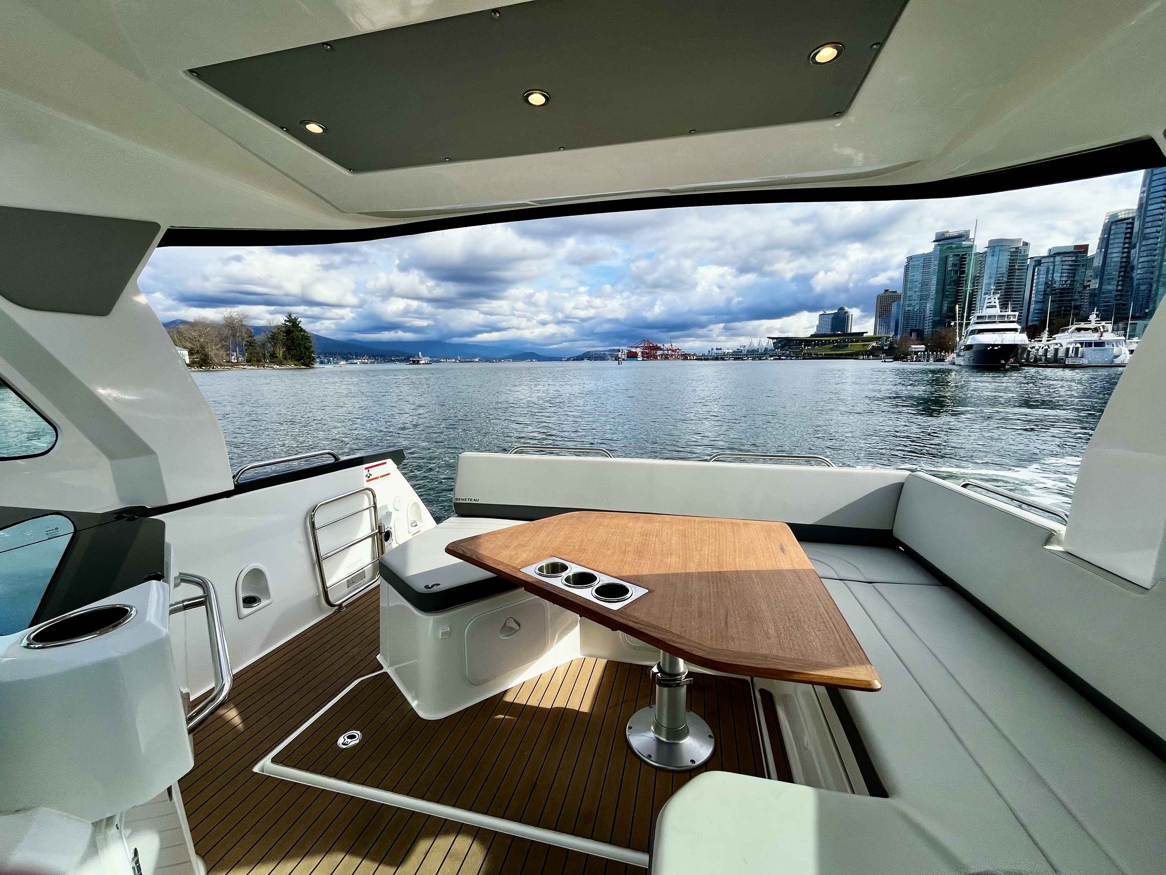 Pre-Owned 2023 Beneteau Gran Turismo 32 for Sale | Vancouver, BC | M&P Yacht Centre | 69a892c3b027111ba100f2fa