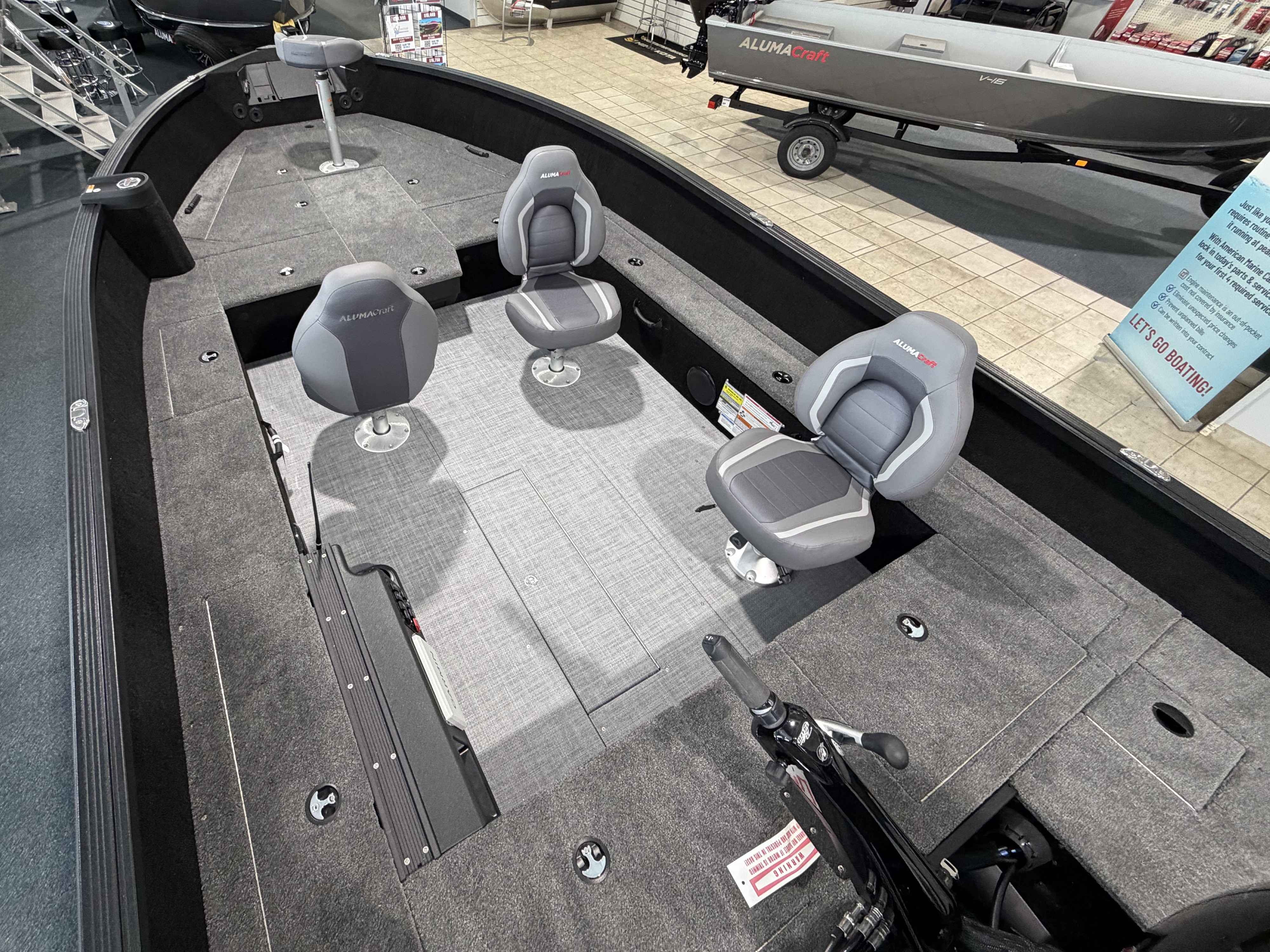 boat-carouselImage-image