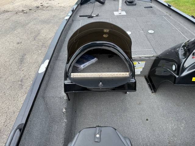 boat-carouselImage-image