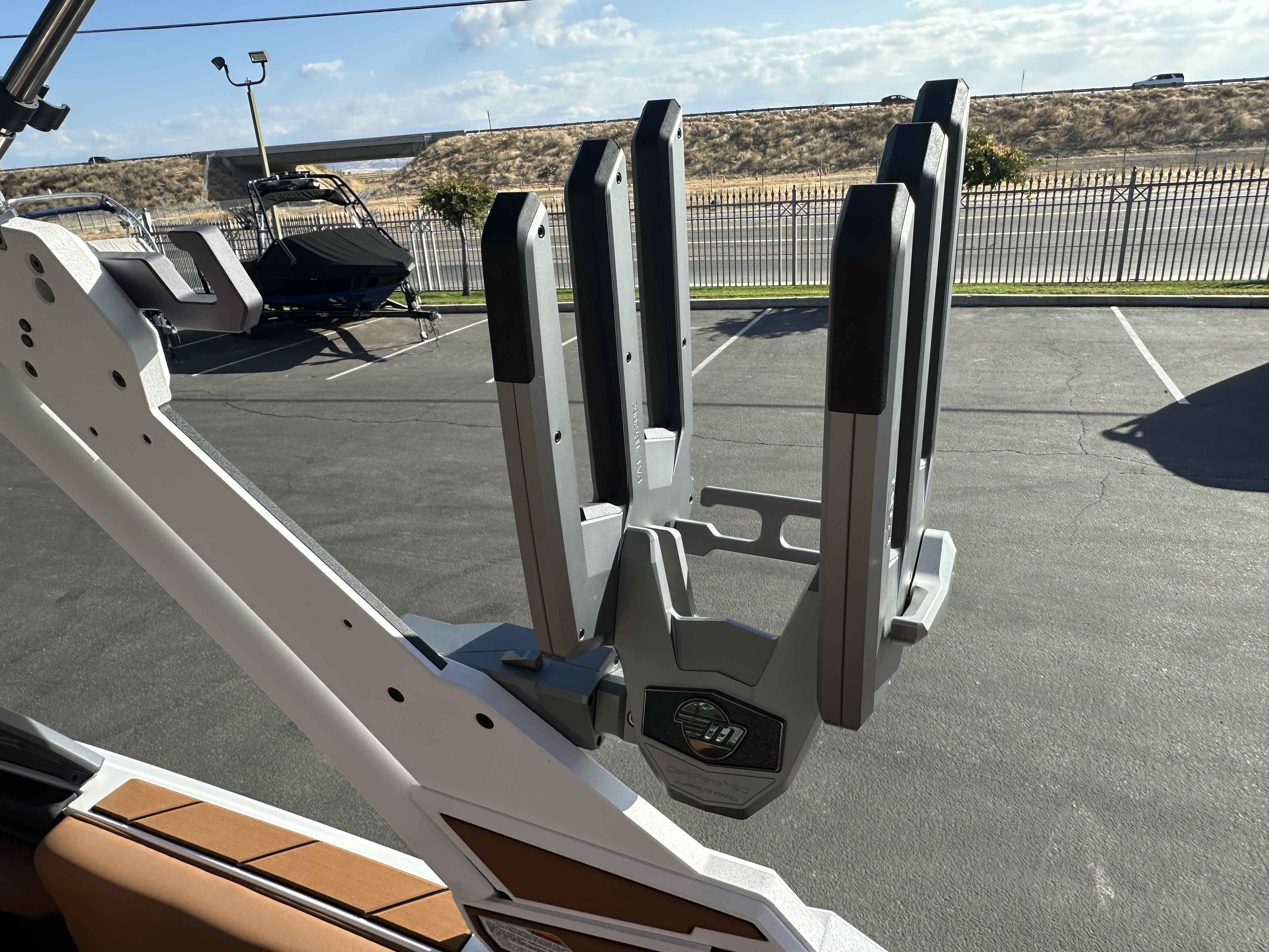 2026 Malibu 23 LSV-26