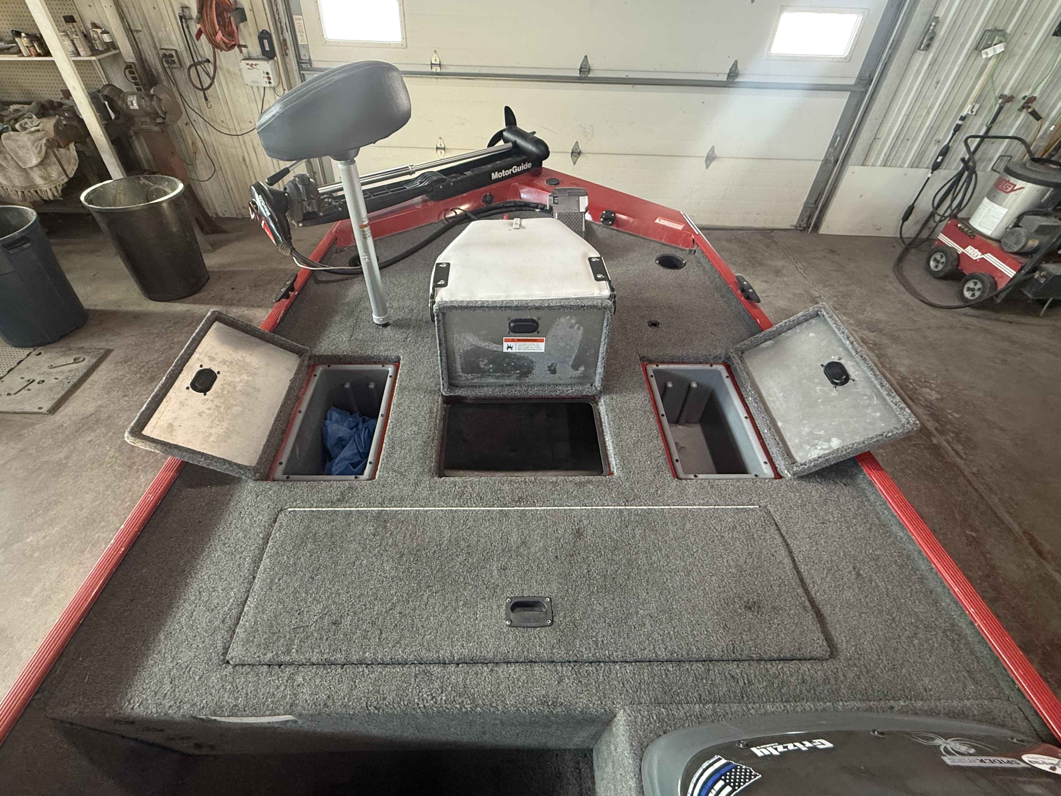 boat-carouselImage-image