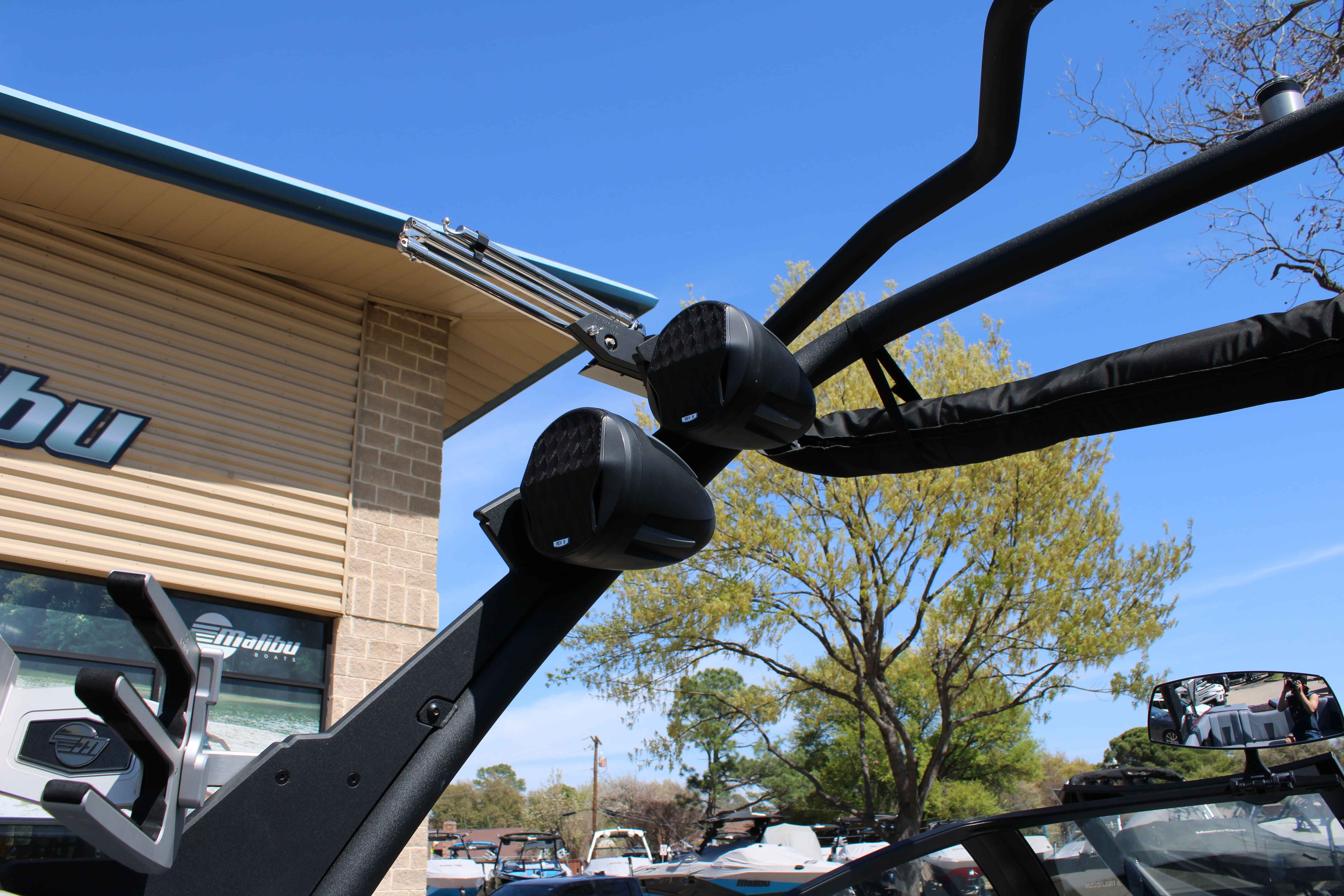 2023 Malibu Boats Wakesetter 23 LSV-20