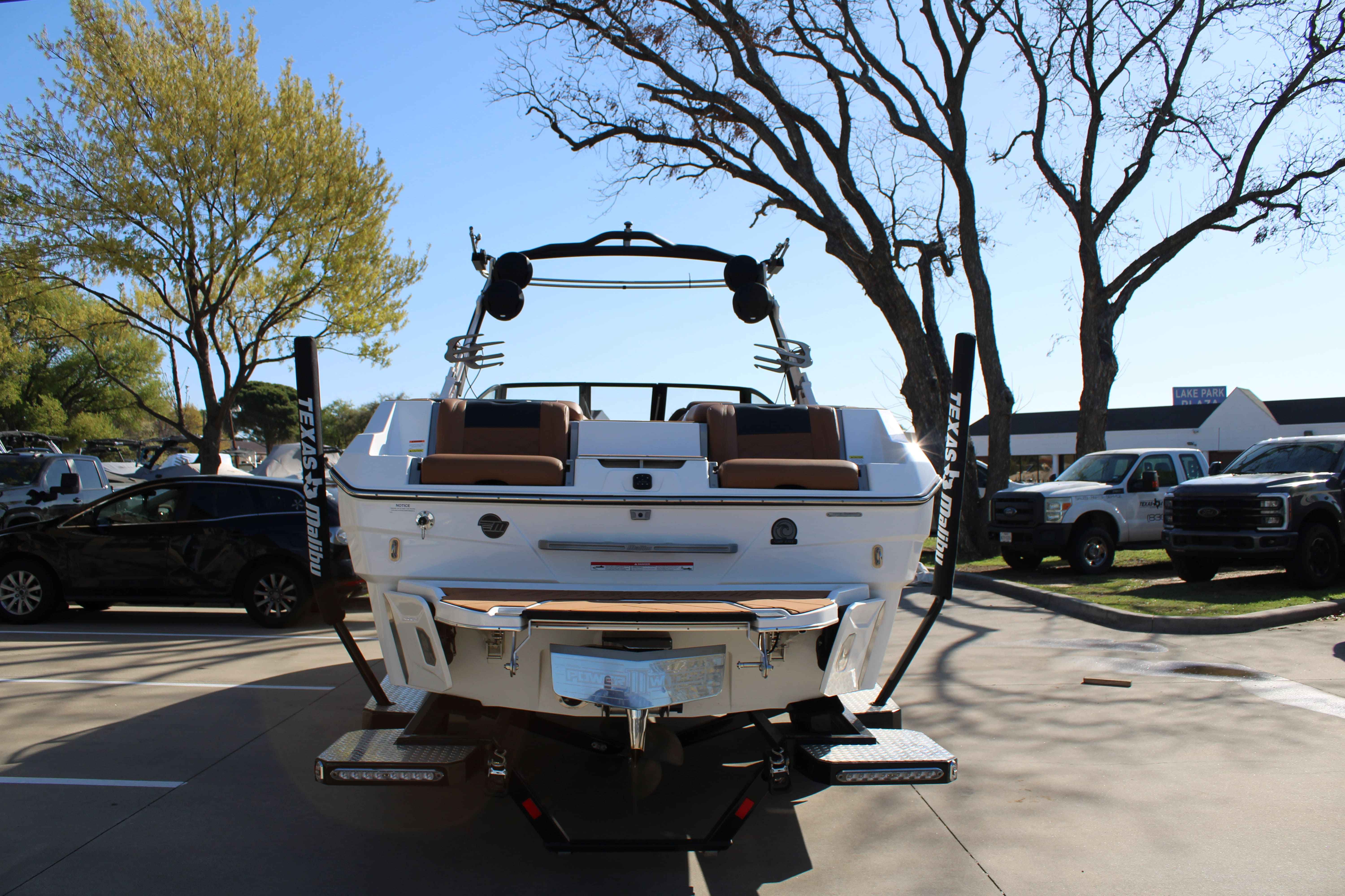 2023 Malibu Boats Wakesetter 25 LSV-7