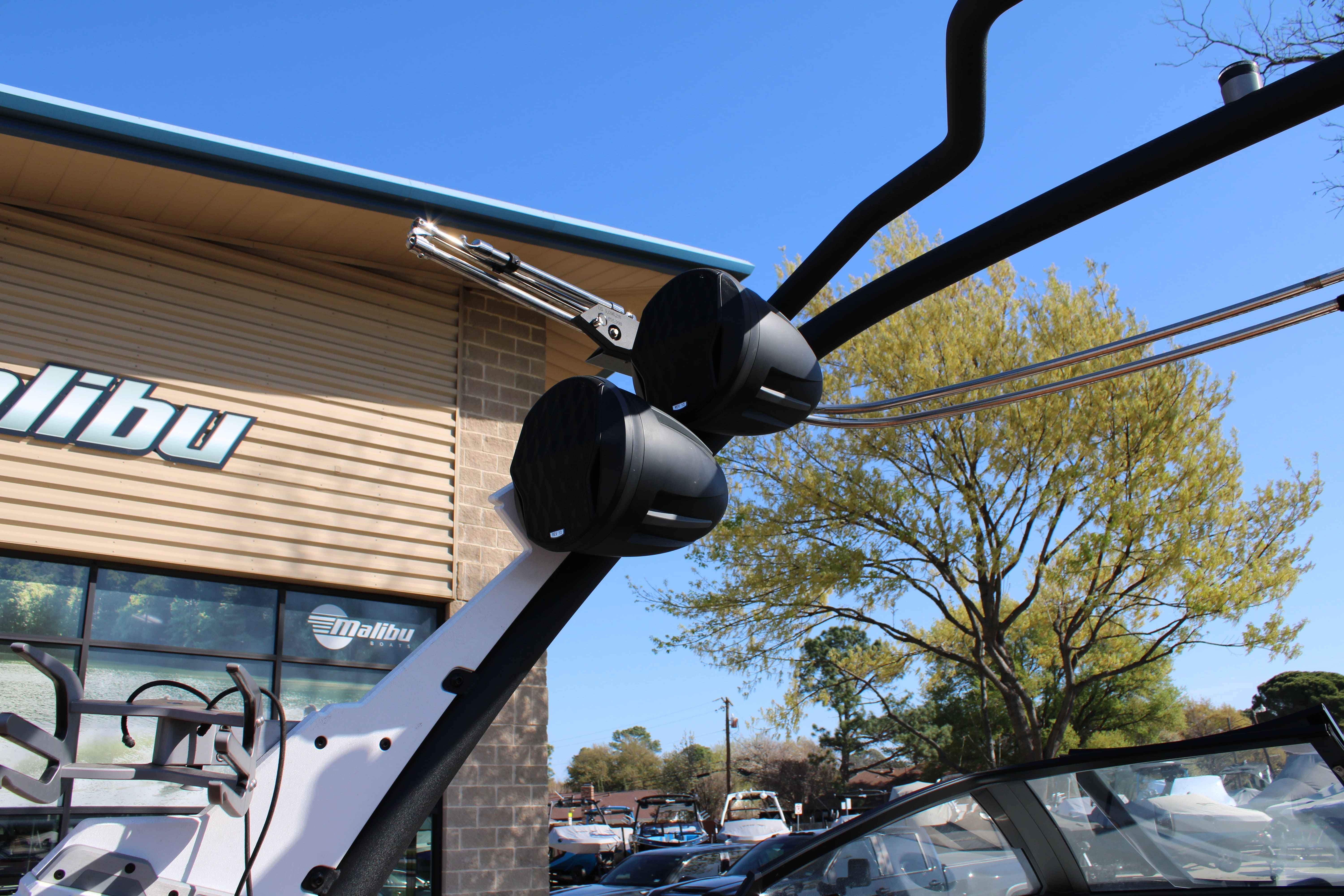 2023 Malibu Boats Wakesetter 25 LSV-19