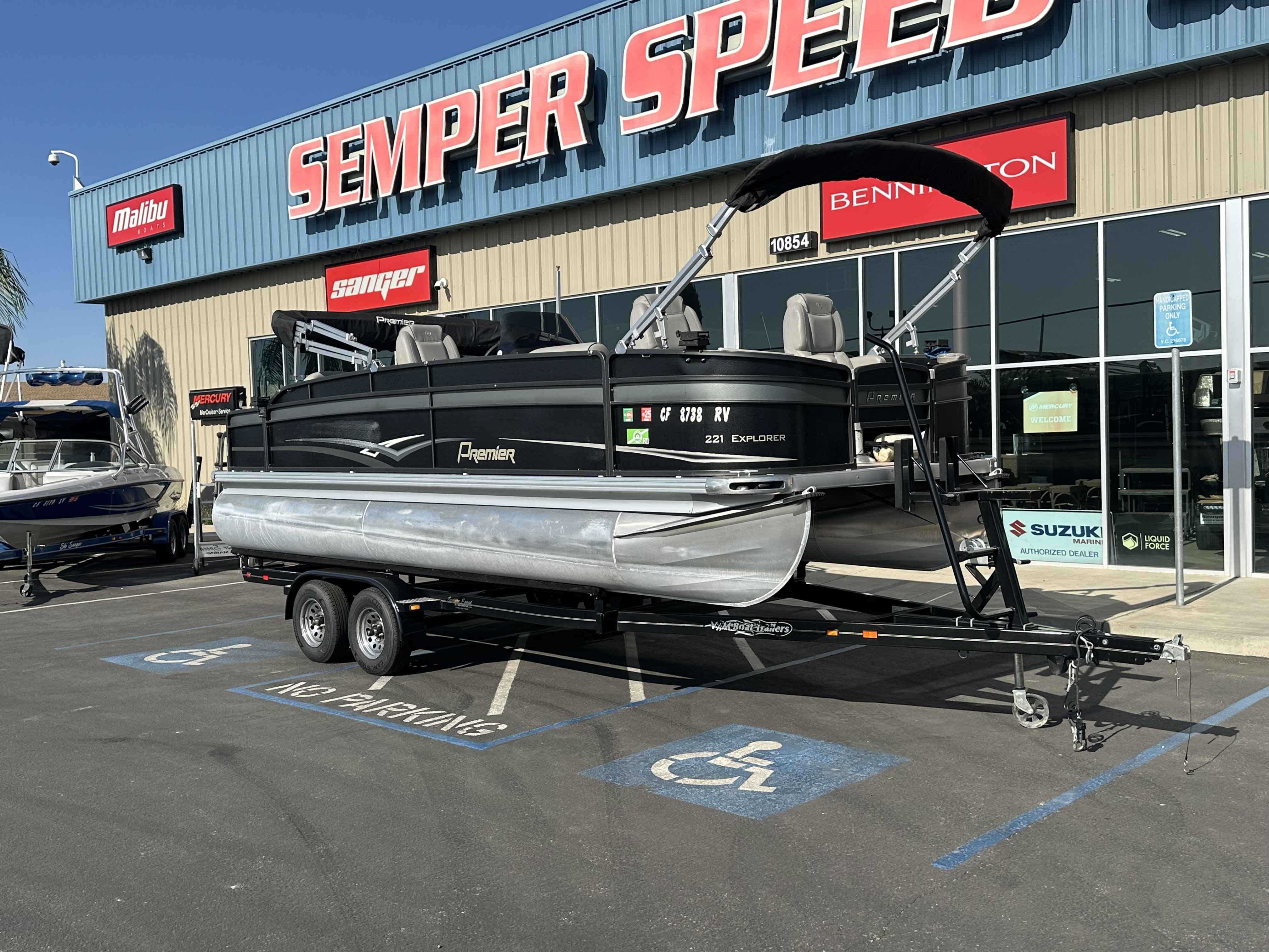 2014 Premier 221 EXPLORER-2