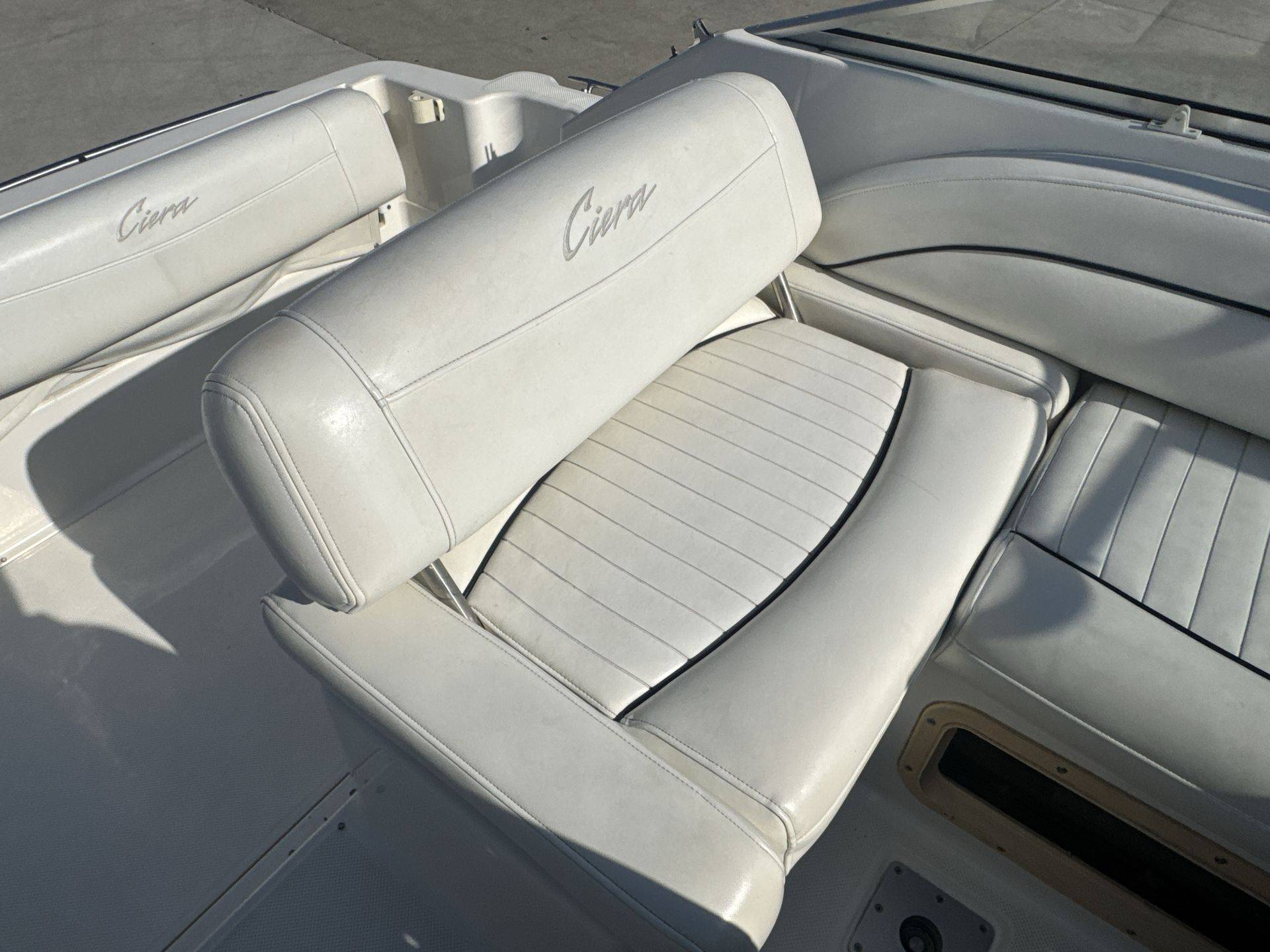 1998 Bayliner 2355 Sunbridge-7