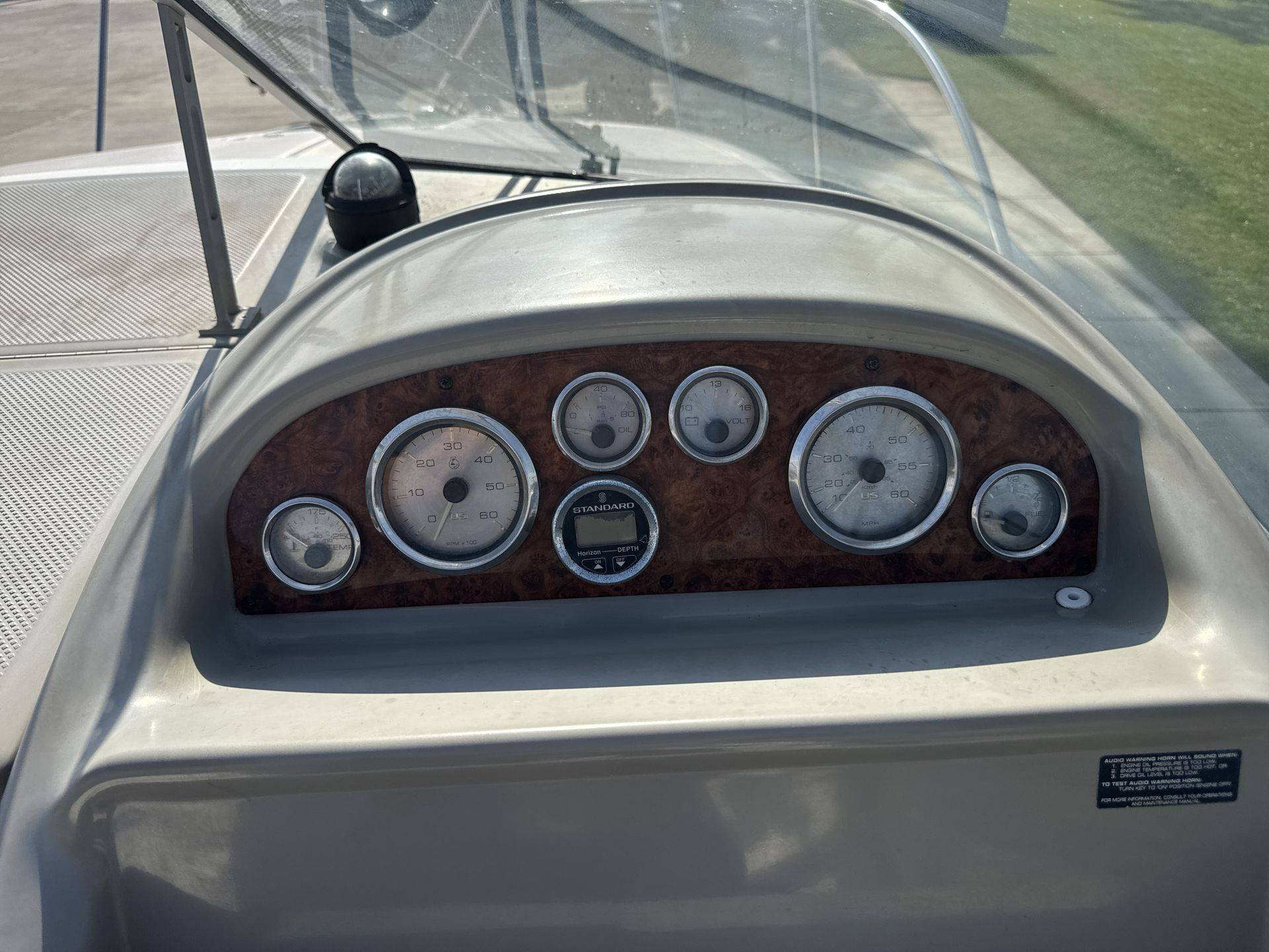 1998 Bayliner 2355 Sunbridge-10