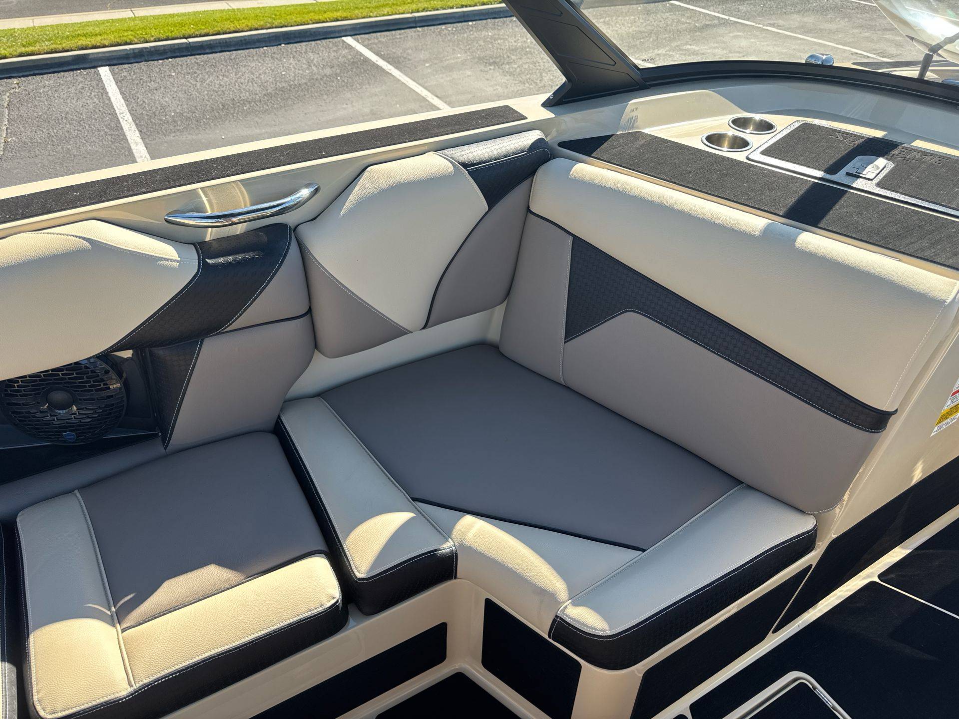 2026 Supreme S220-18