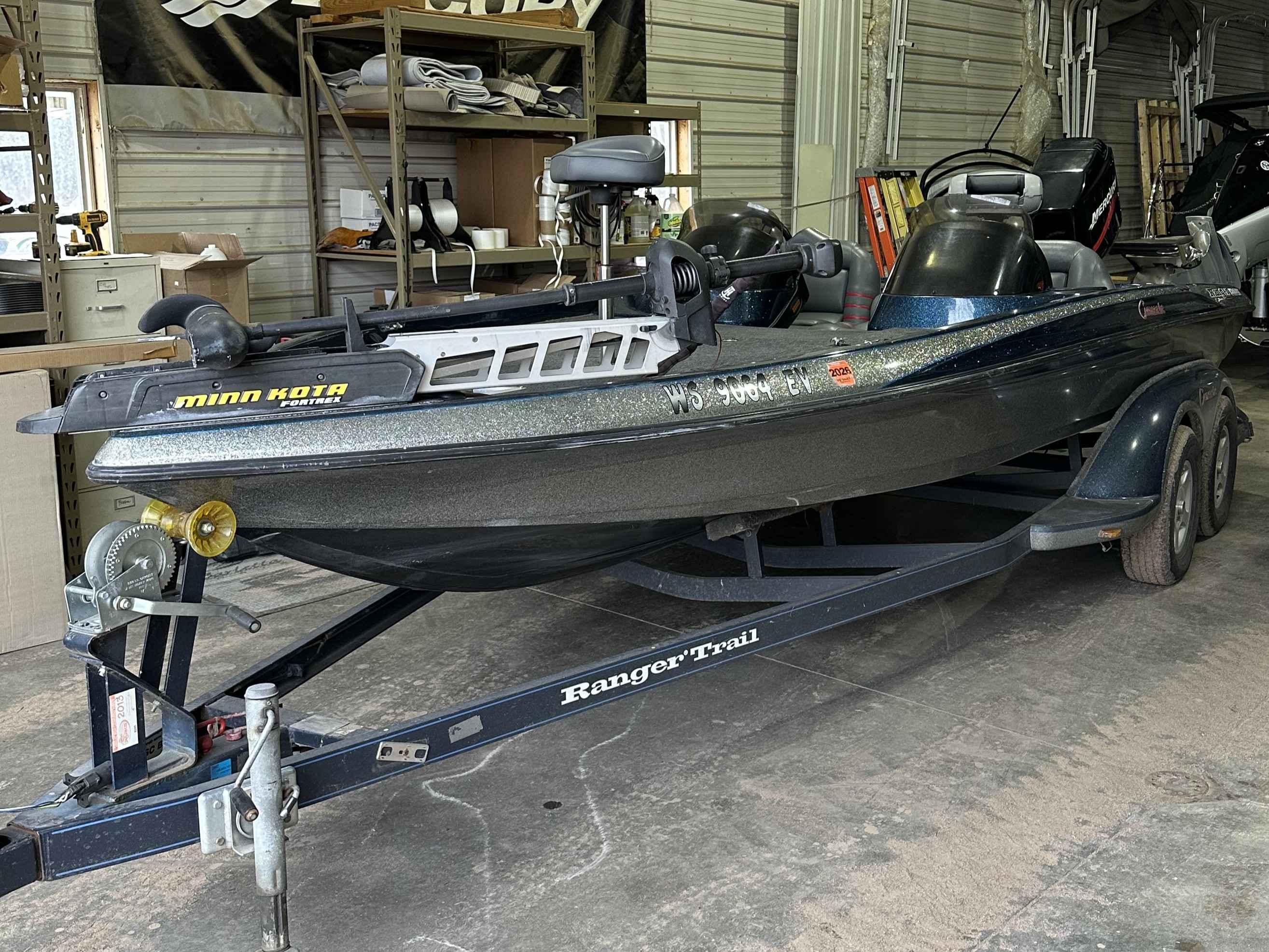 boat-carouselImage-image