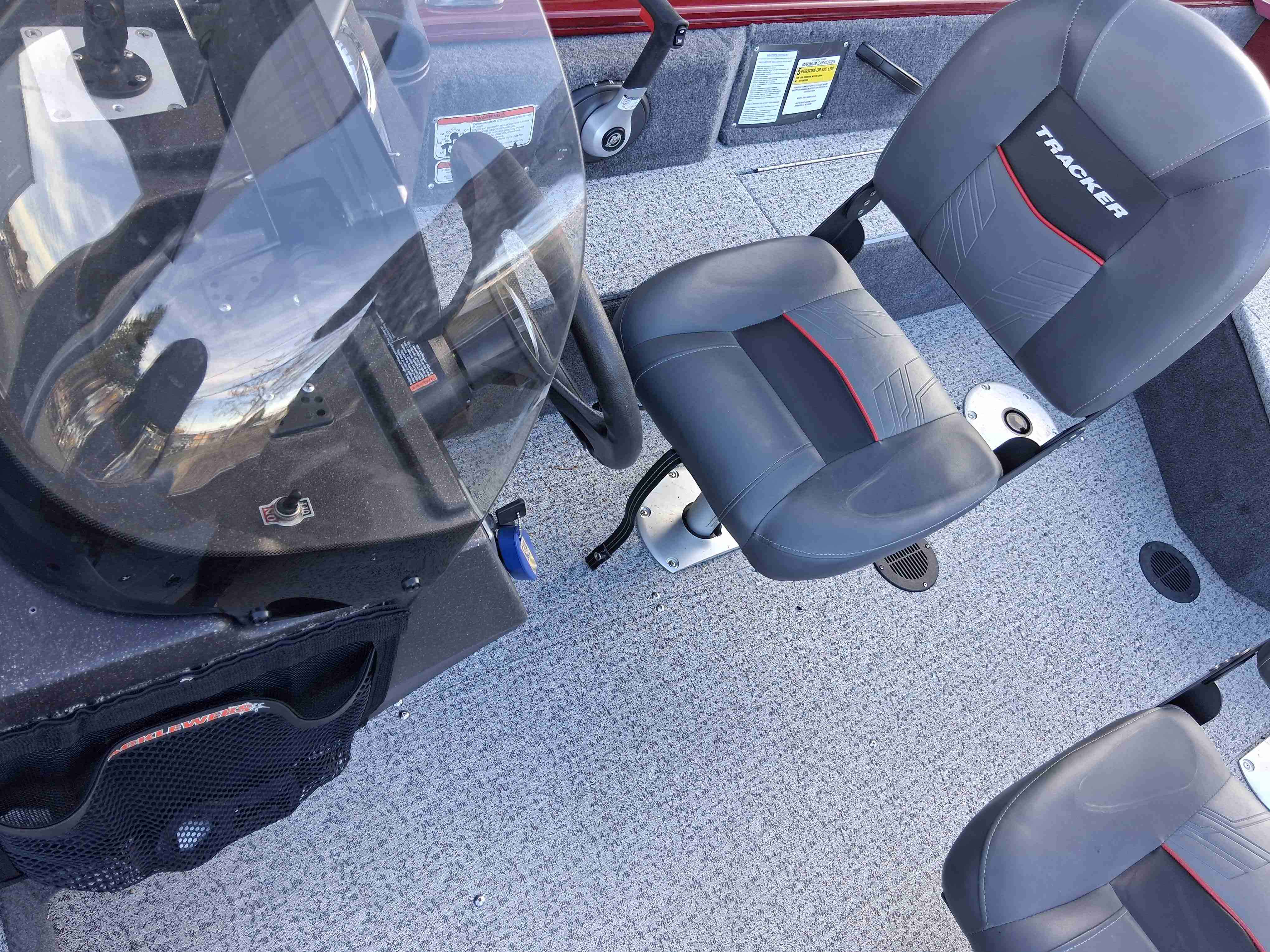   2023 Tracker Pro Guide V-16-12