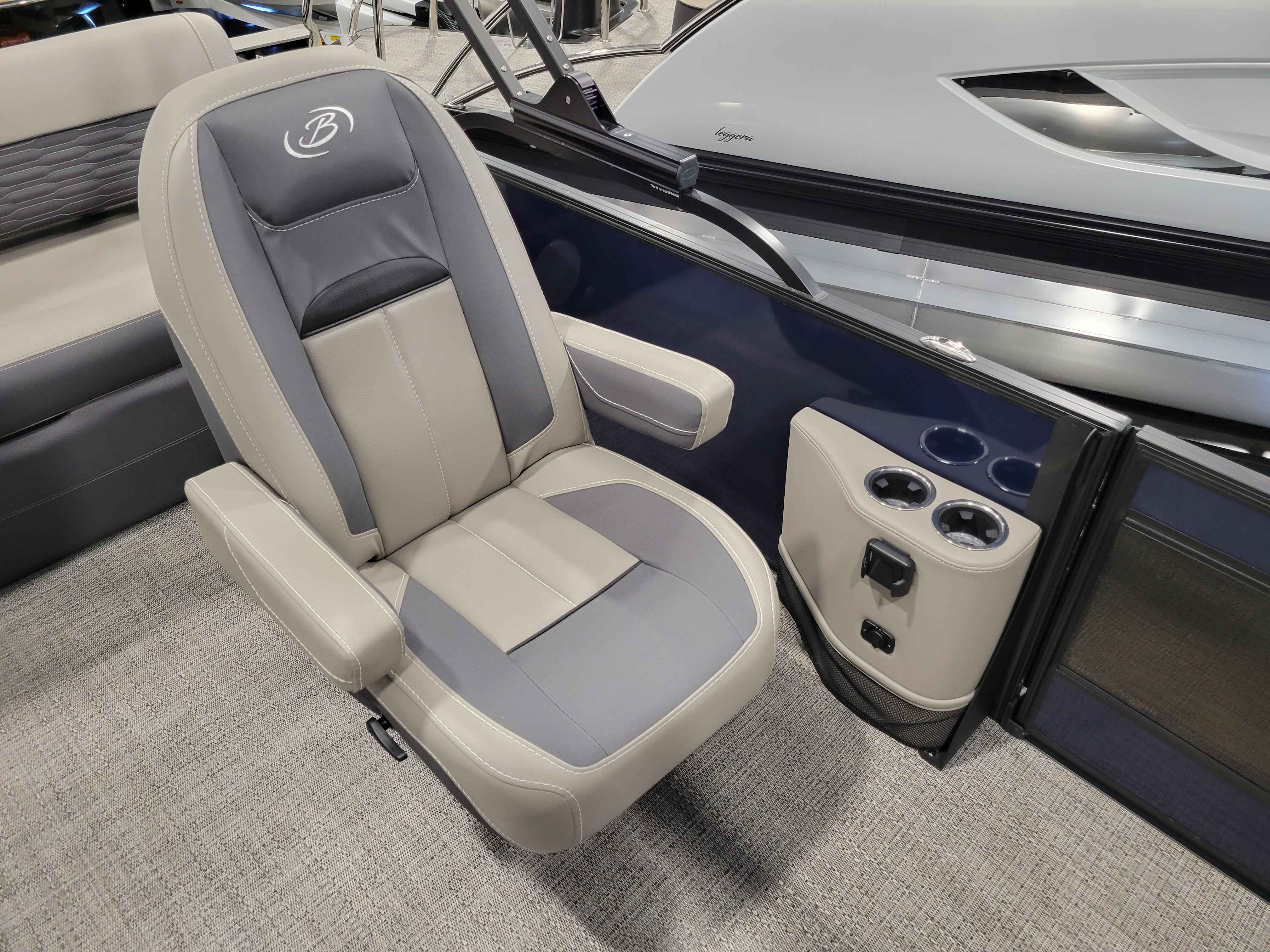 2023 Barletta boats 23UC-8