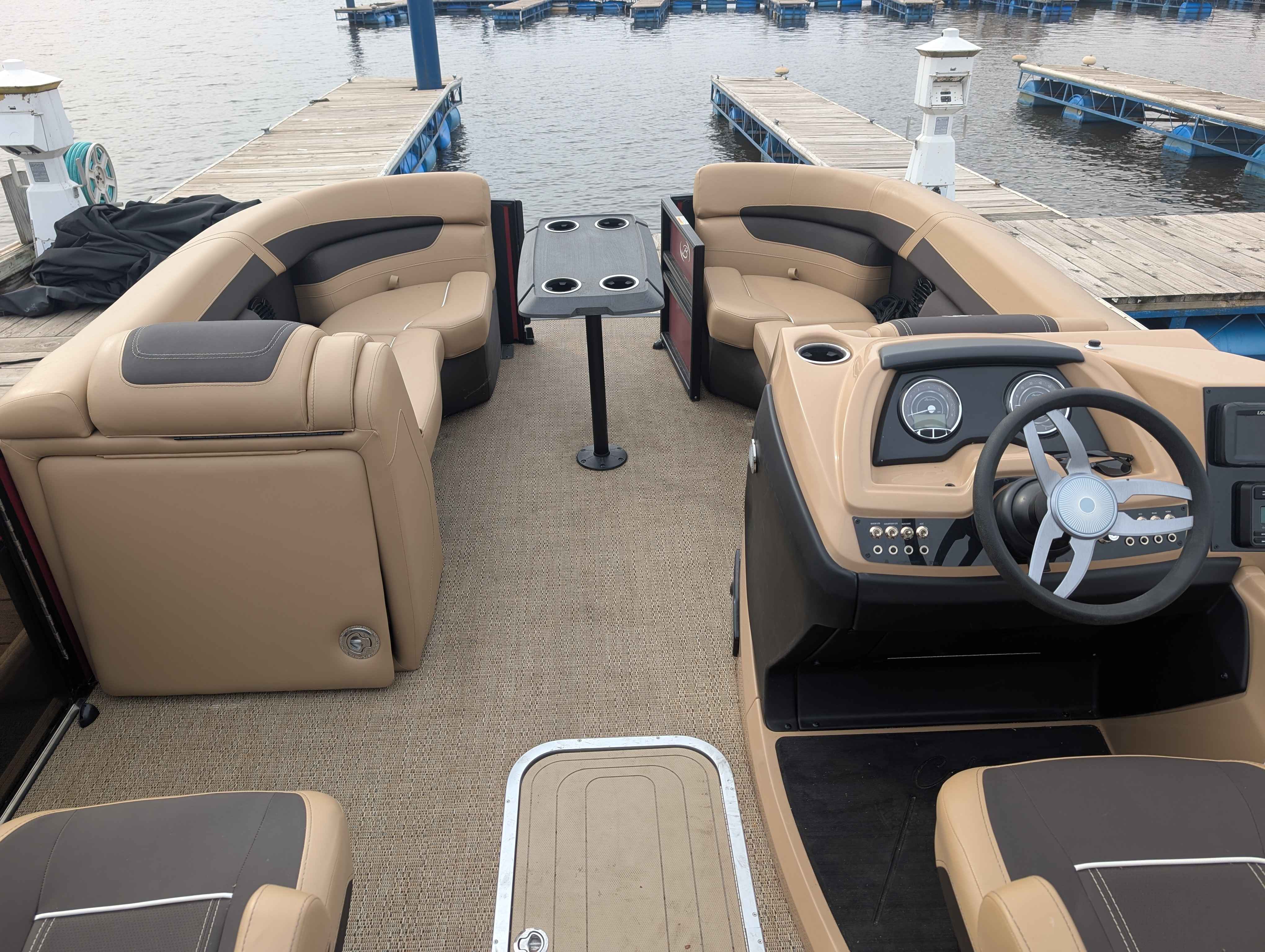 boat-carouselImage-image