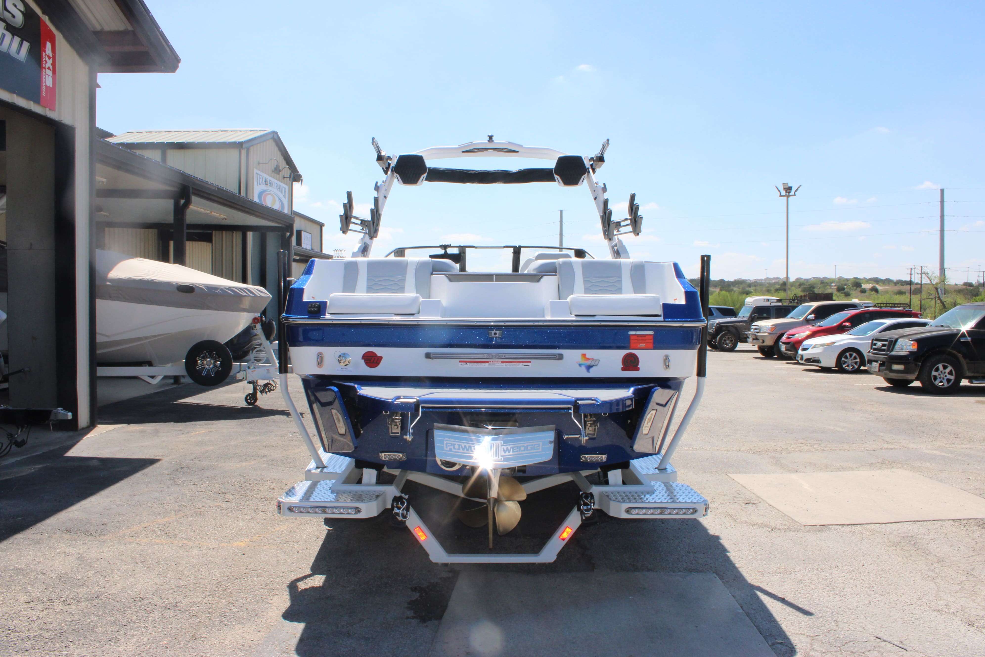 2026 Malibu Boats Wakesetter 24 MXZ-8