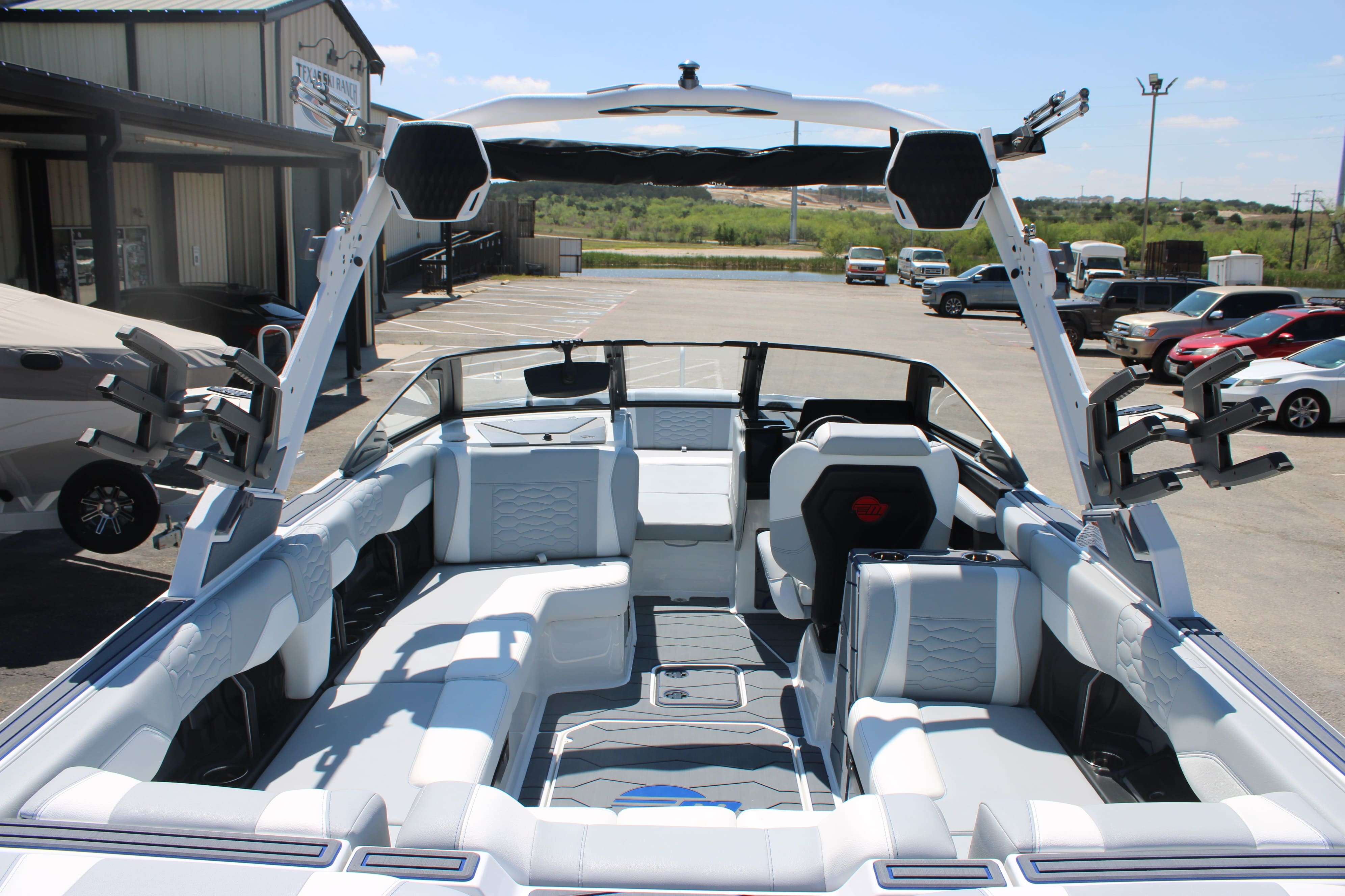 2026 Malibu Boats Wakesetter 24 MXZ-12