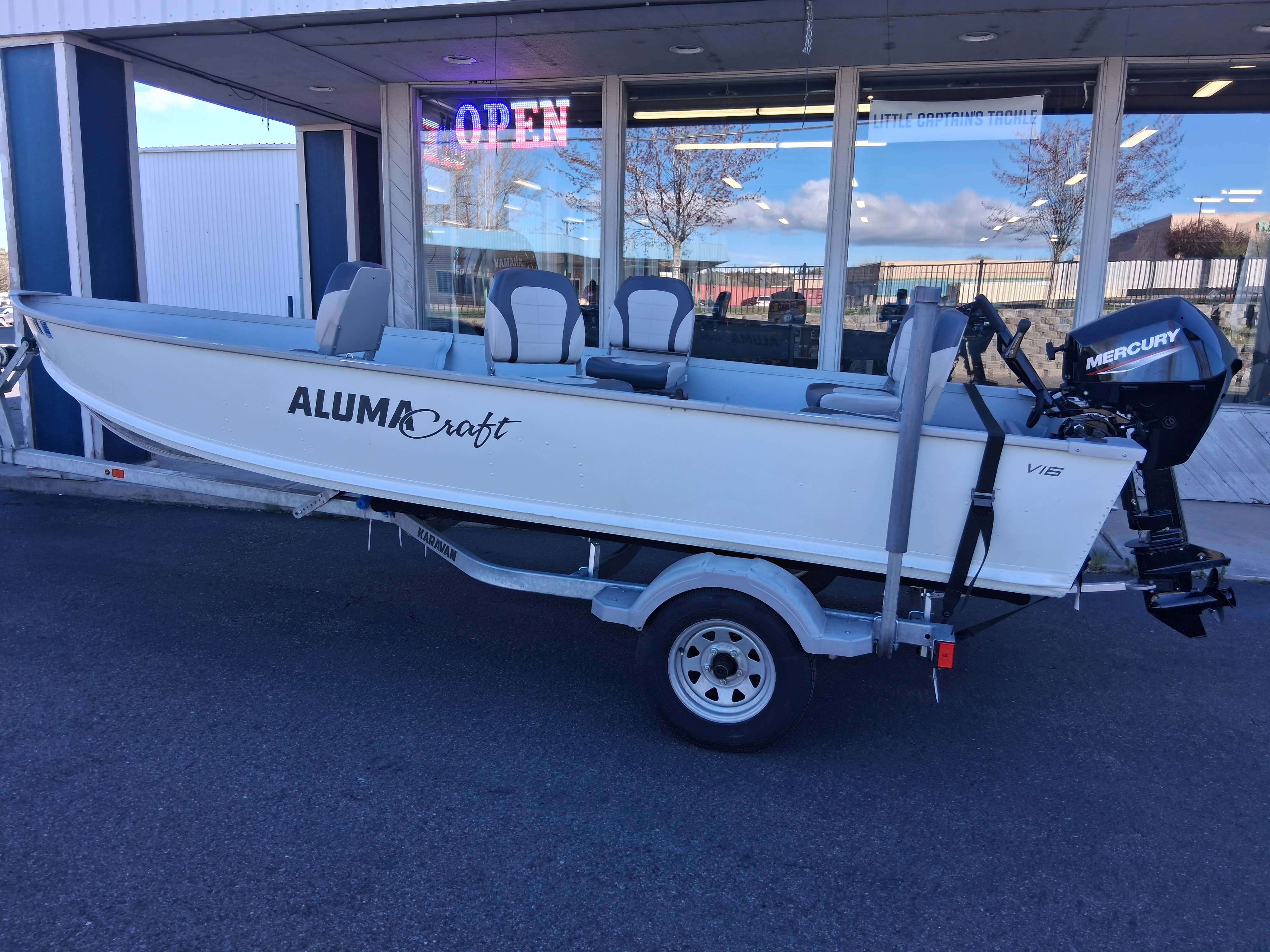   2022 Alumacraft V16-3