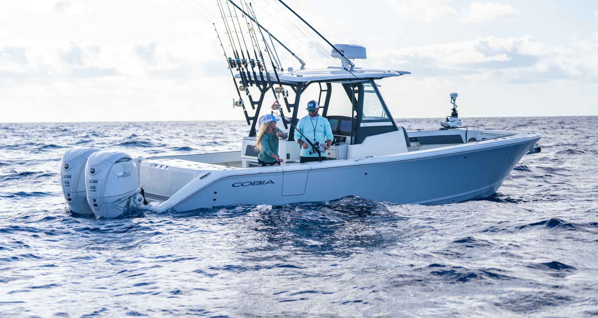 2026 Cobia boats 305 CC