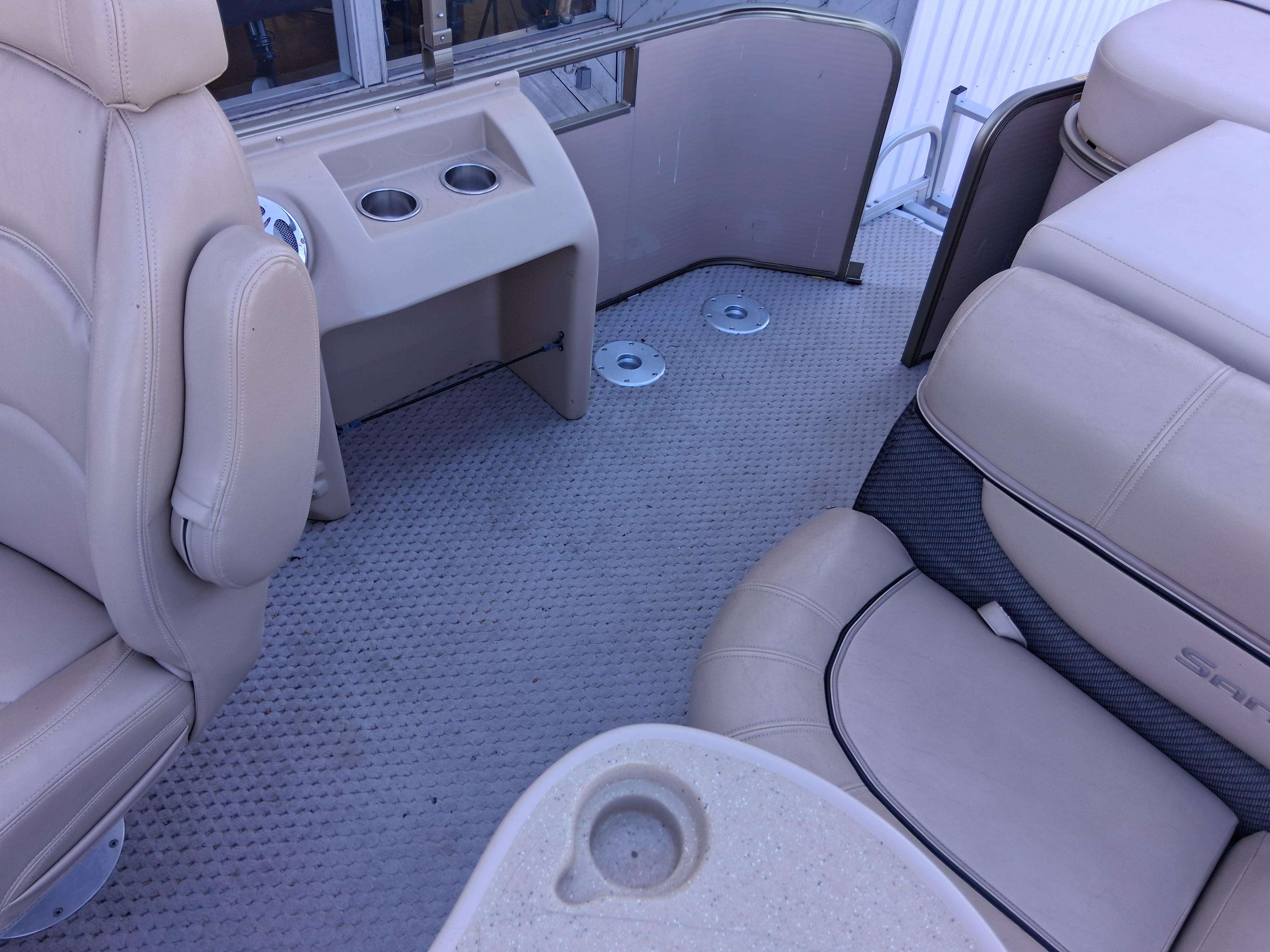   2007 SanPan 2500 RE-12