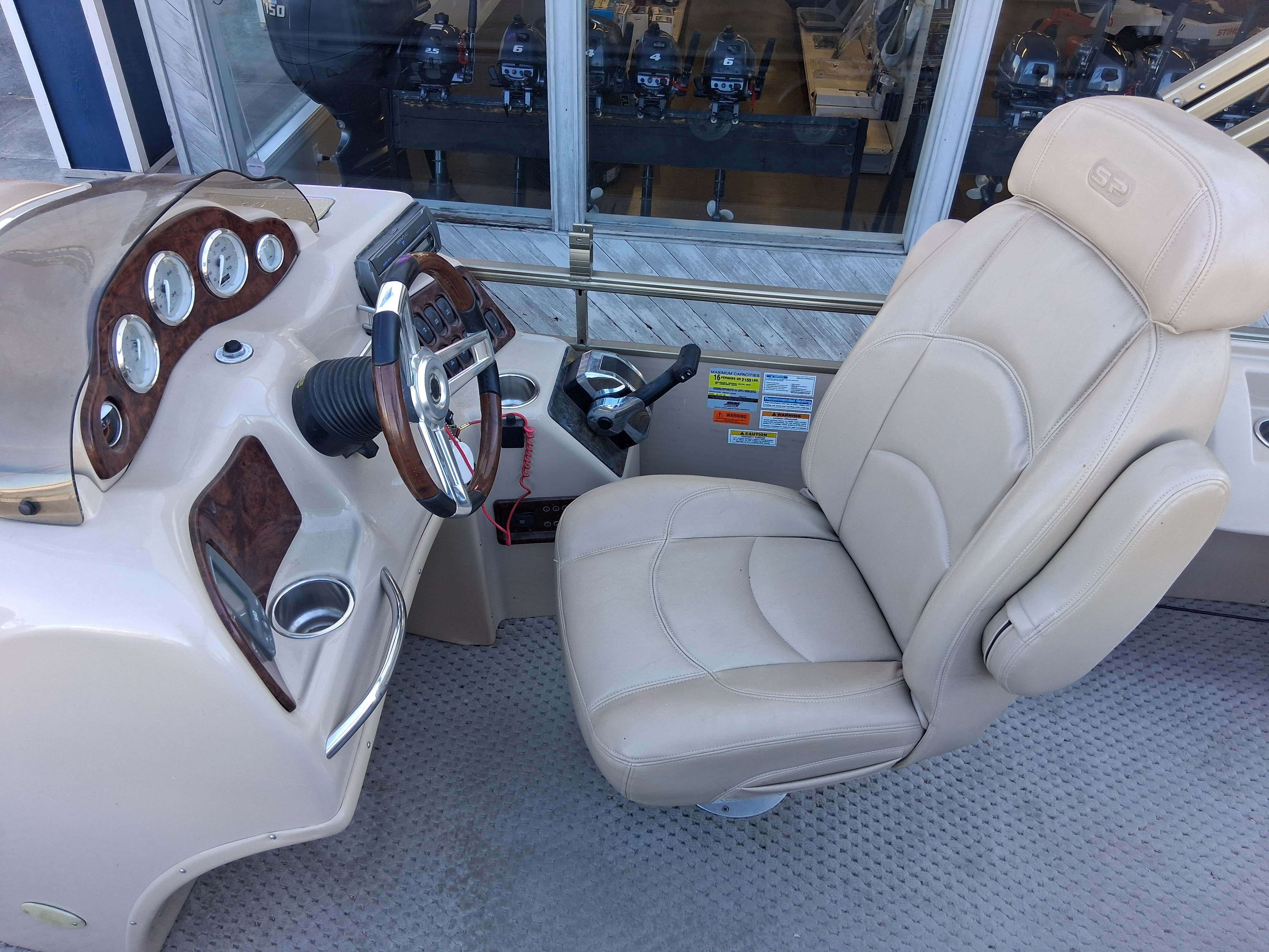   2007 SanPan 2500 RE-13