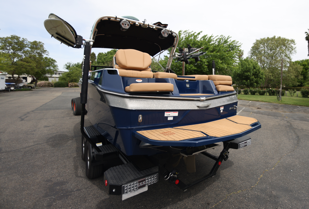 2022 Mastercraft XT23-7