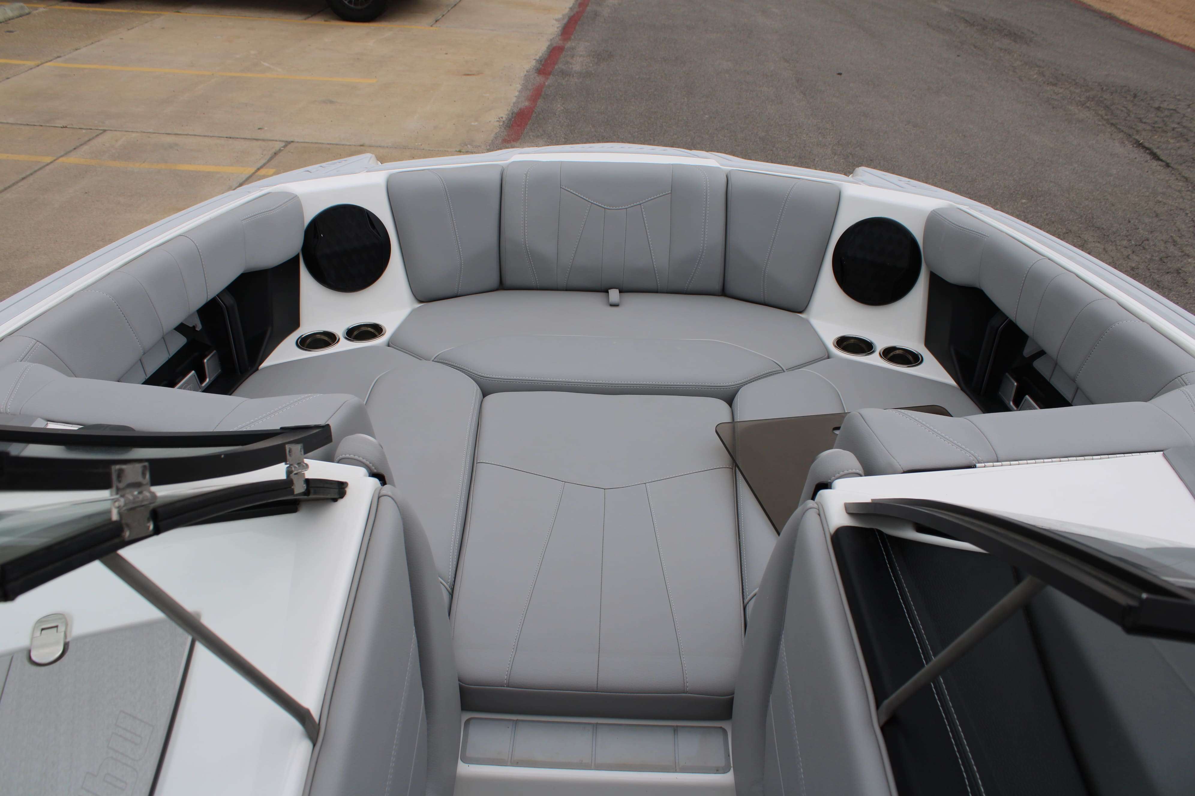 2022 Malibu Boats Wakesetter 24 MXZ-16