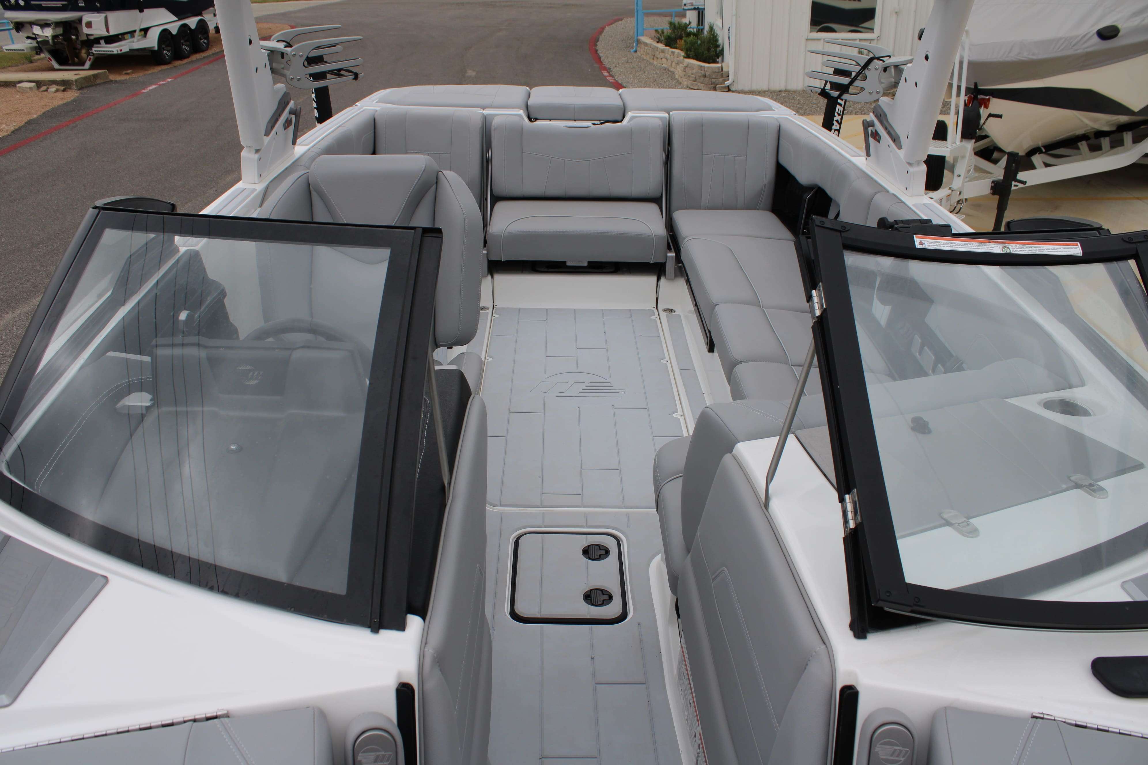 2022 Malibu Boats Wakesetter 24 MXZ-17