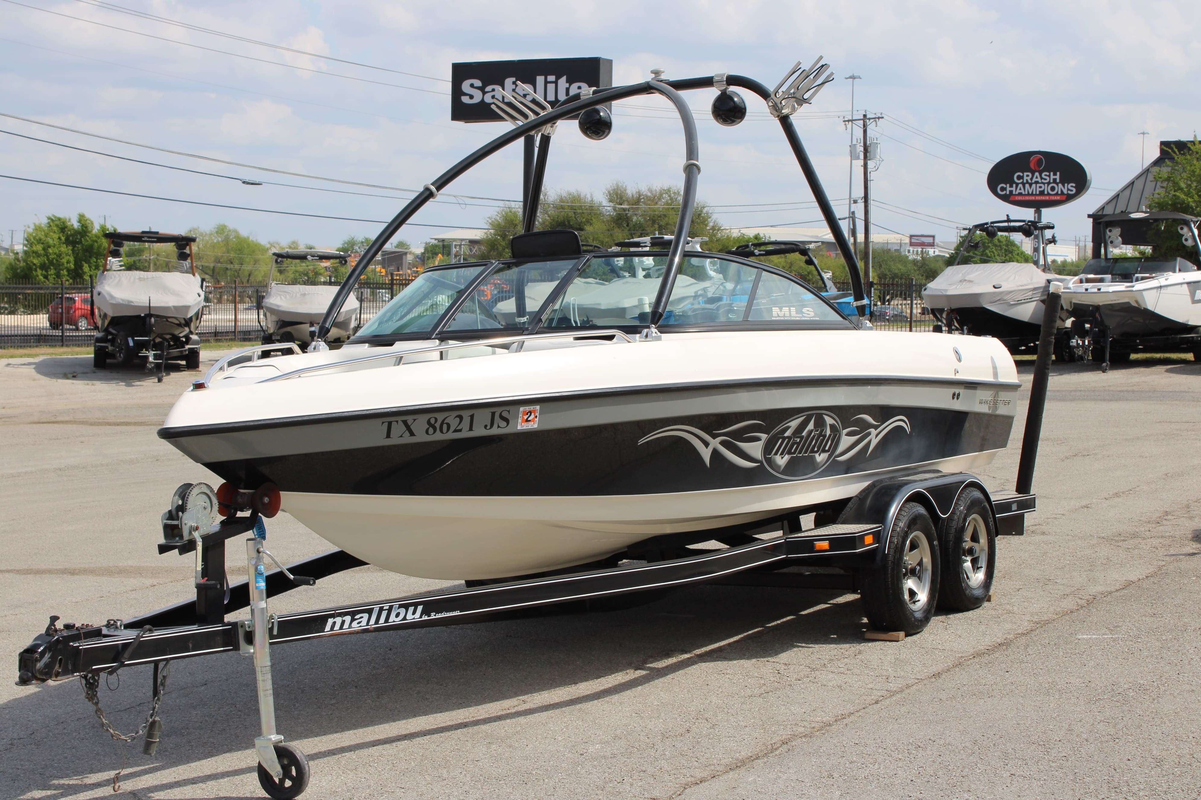 2002 Malibu Boats Wakesetter 21 VLX-4
