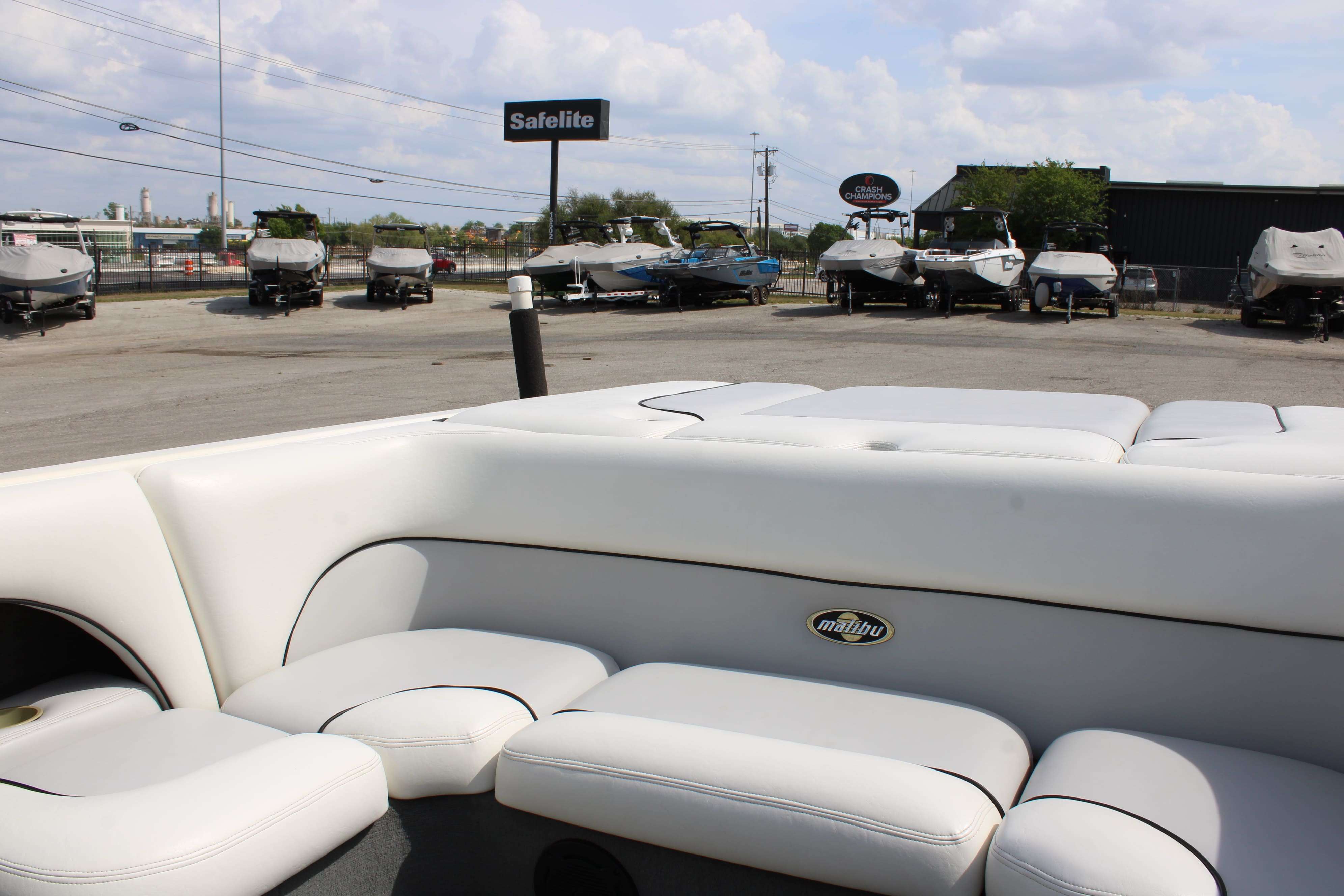 2002 Malibu Boats Wakesetter 21 VLX-12