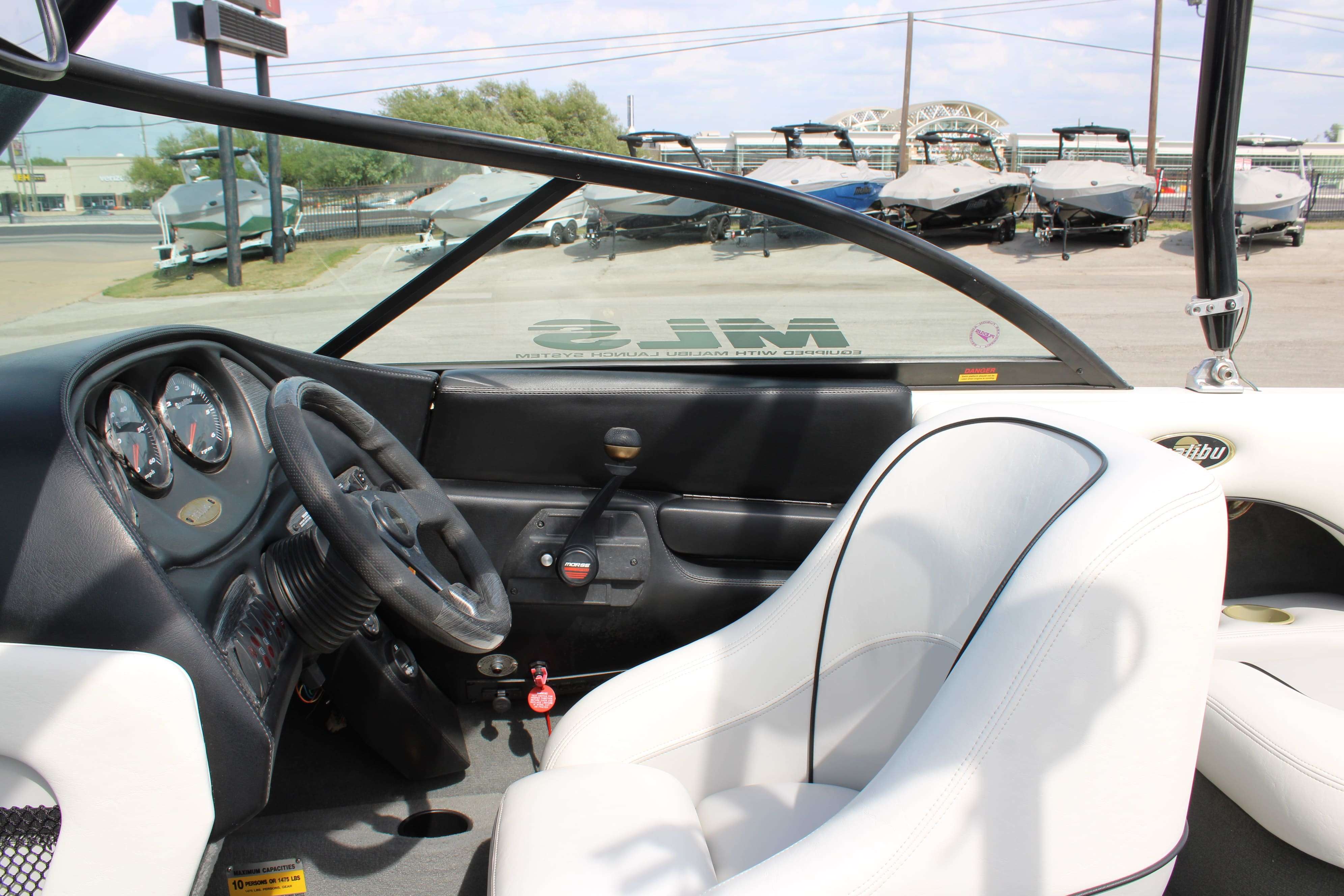 2002 Malibu Boats Wakesetter 21 VLX-13