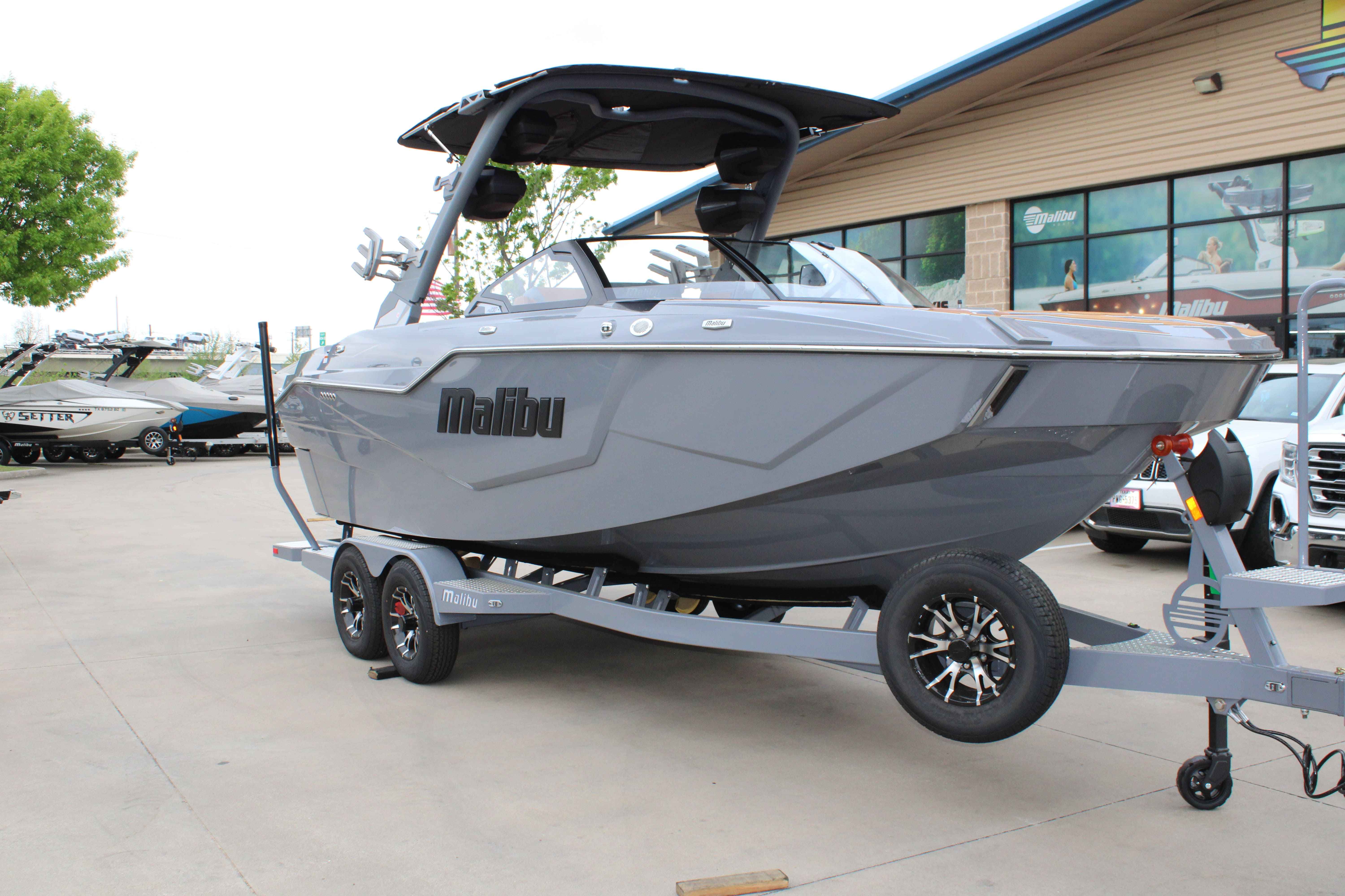 2026 Malibu Boats M230-2